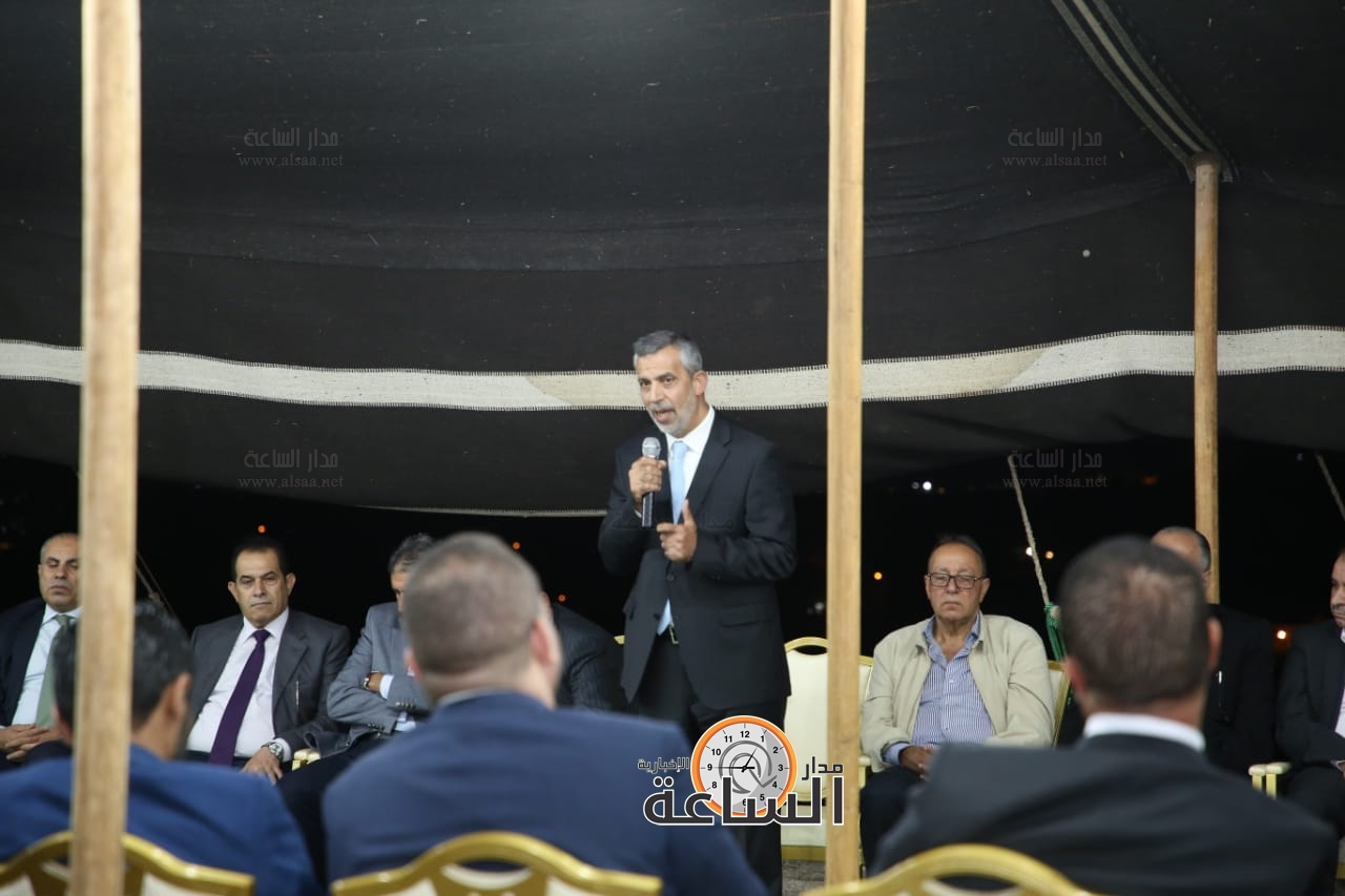 Madar Al-Saa Images 0.7454350869332231