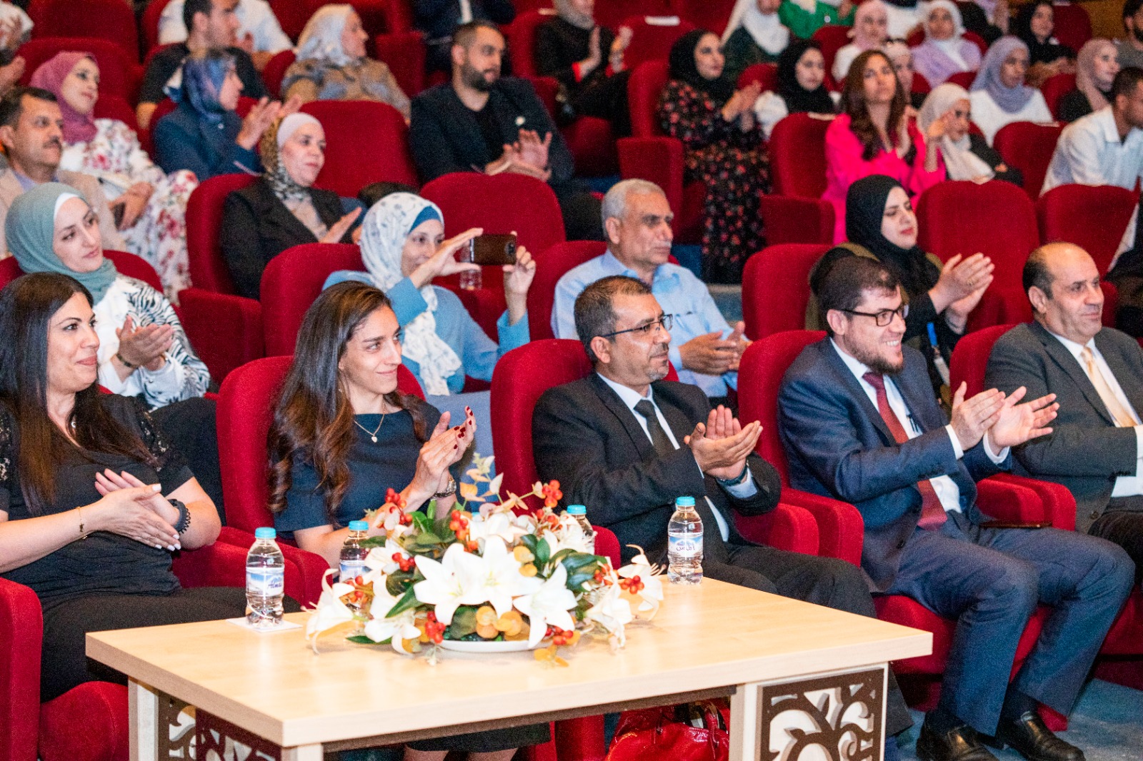 Madar Al-Saa Images 0.11832296693248145