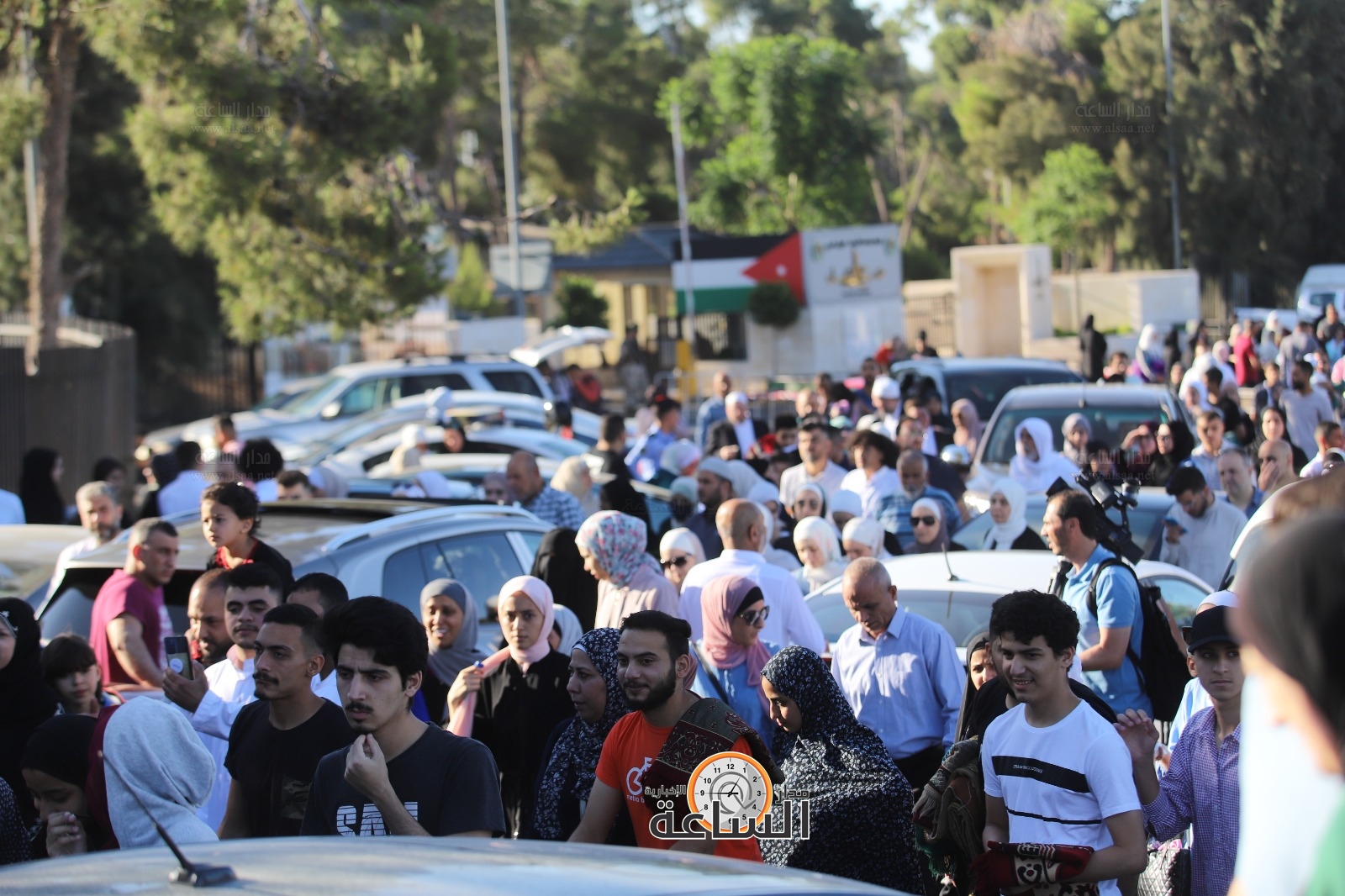 Madar Al-Saa Images 0.5896565711044722