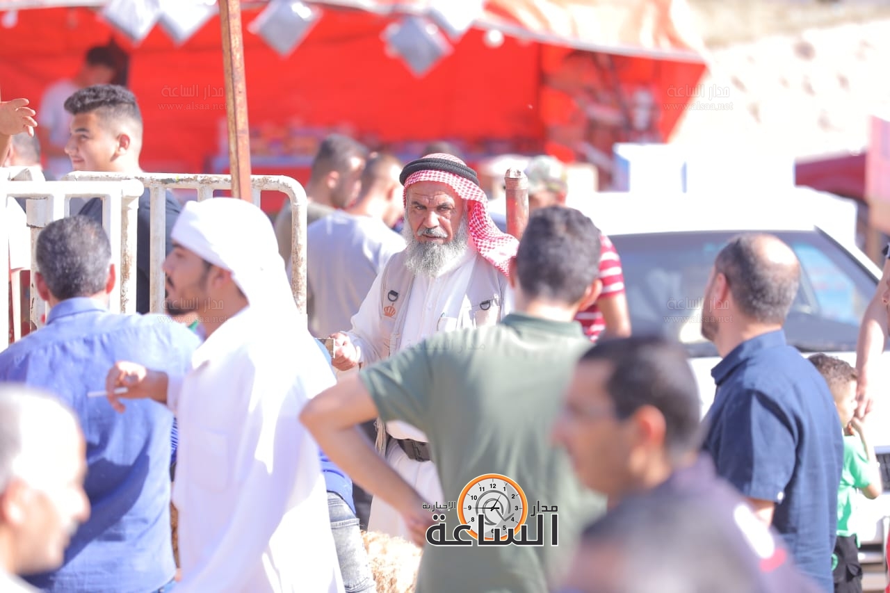 Madar Al-Saa Images 0.9115924541382268