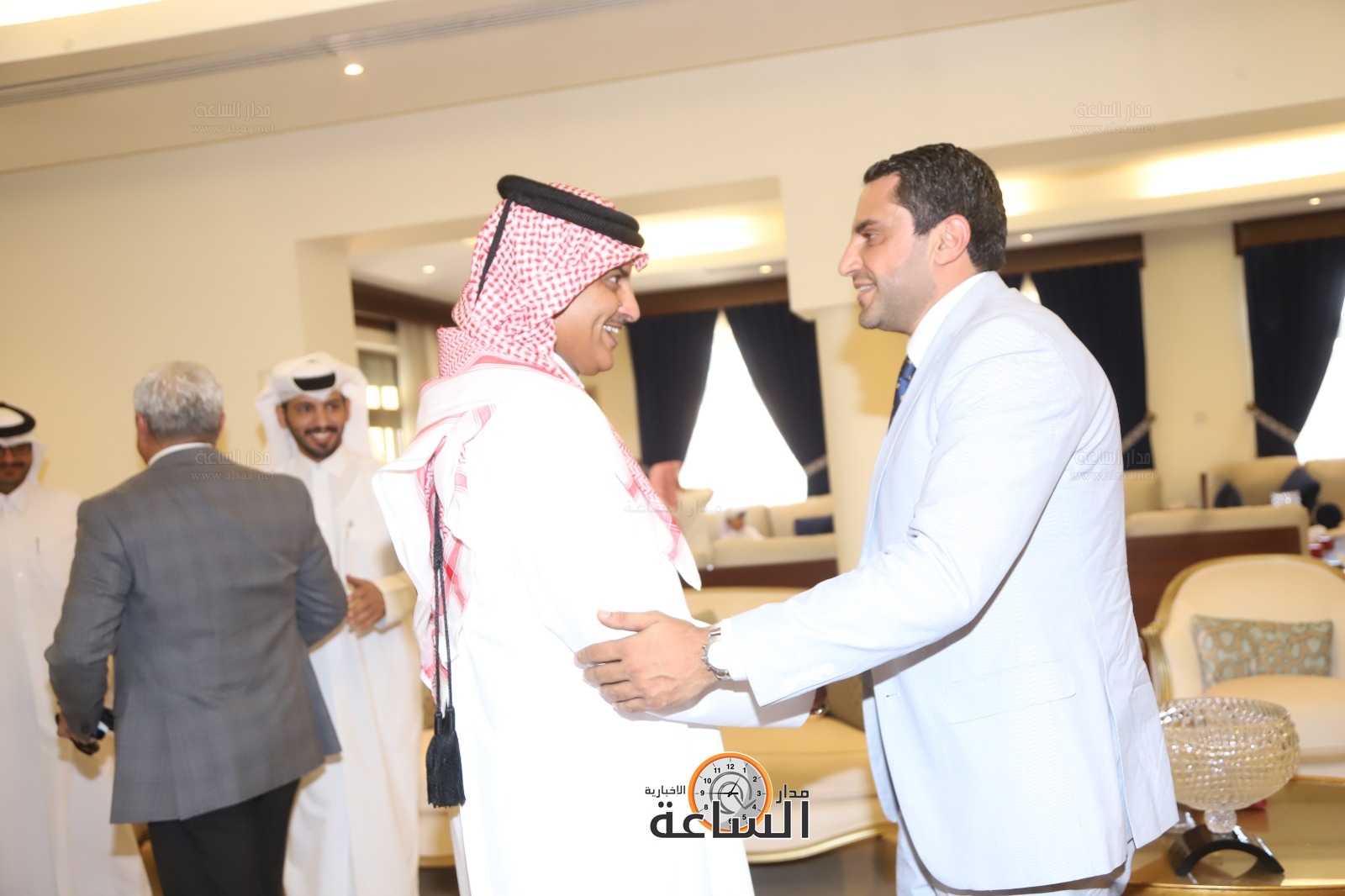 Madar Al-Saa Images 0.9934255363099407