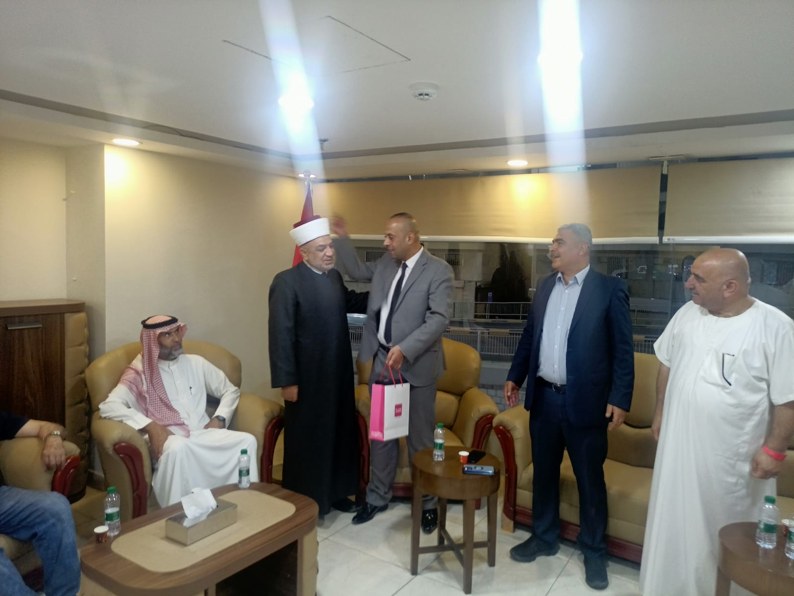 Madar Al-Saa Images 0.5152335294016195