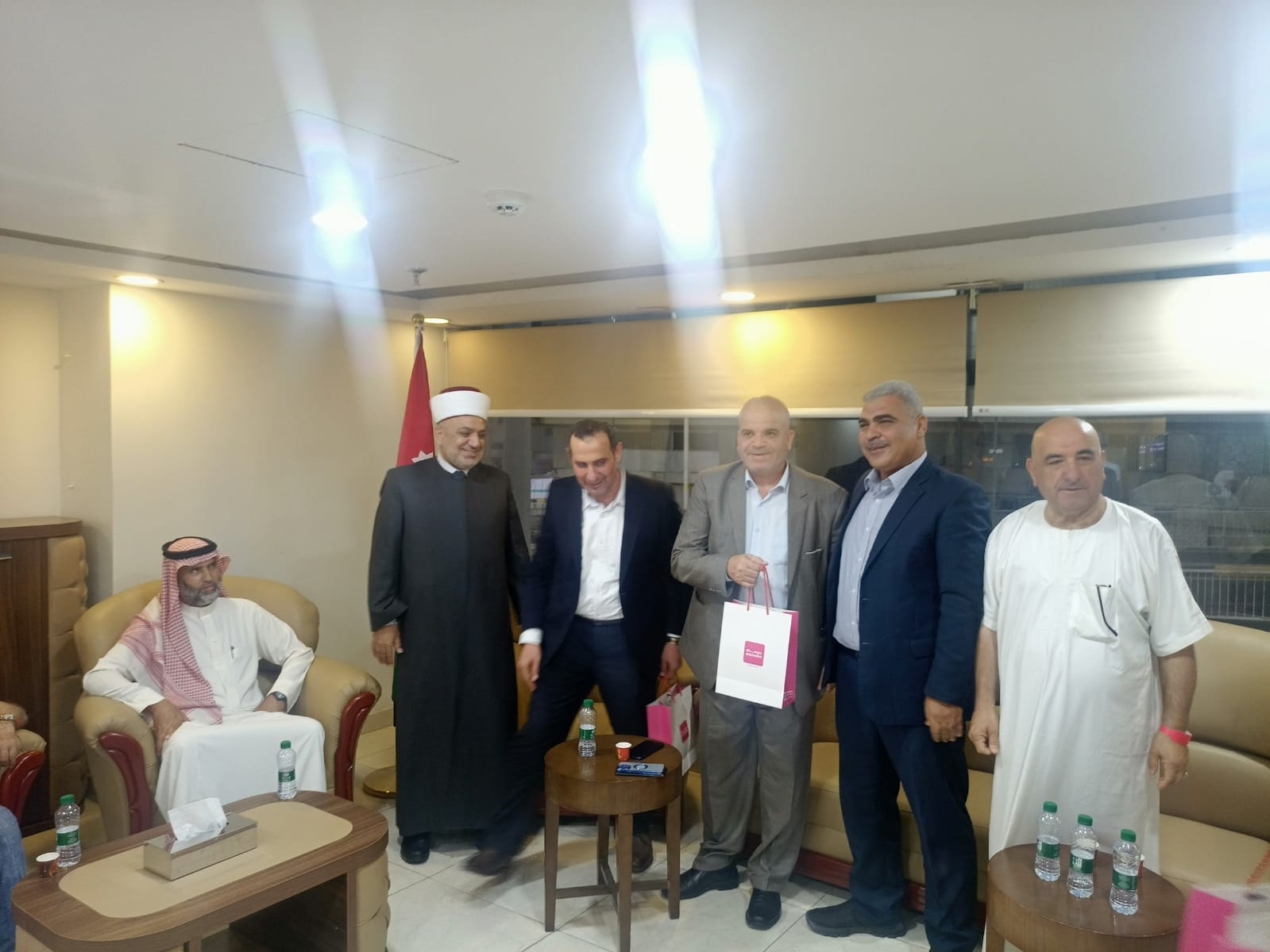 Madar Al-Saa Images 0.4021796107496326