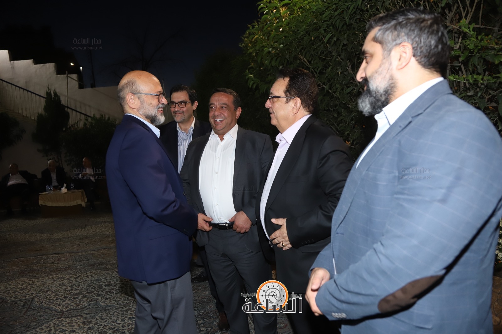 Madar Al-Saa Images 0.322917968284669