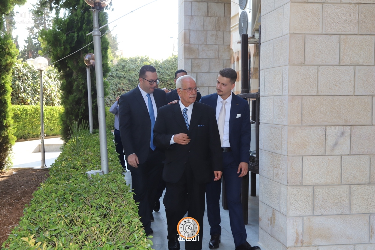 Madar Al-Saa Images 0.06746160496028408