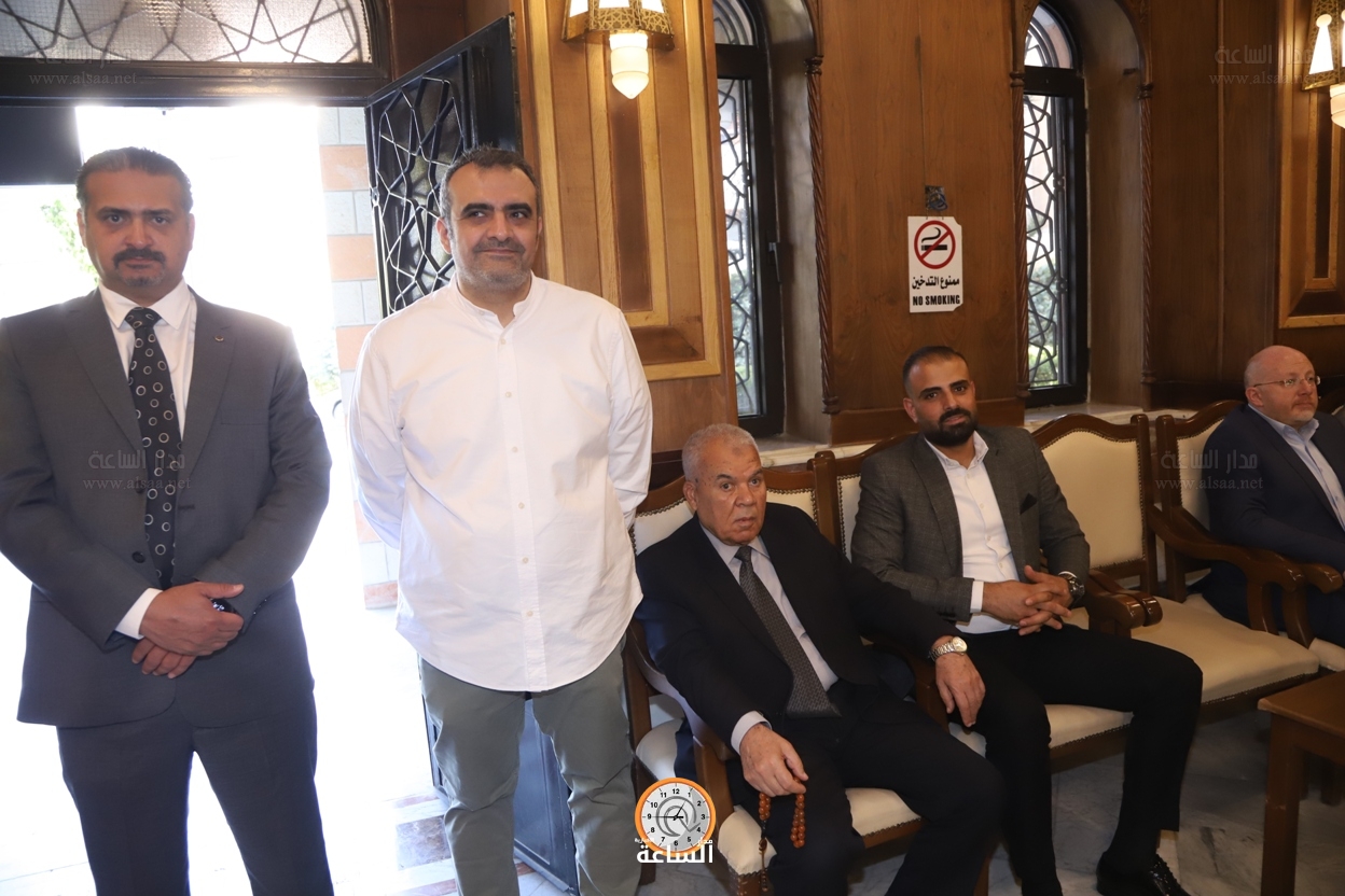 Madar Al-Saa Images 0.2302163138815152