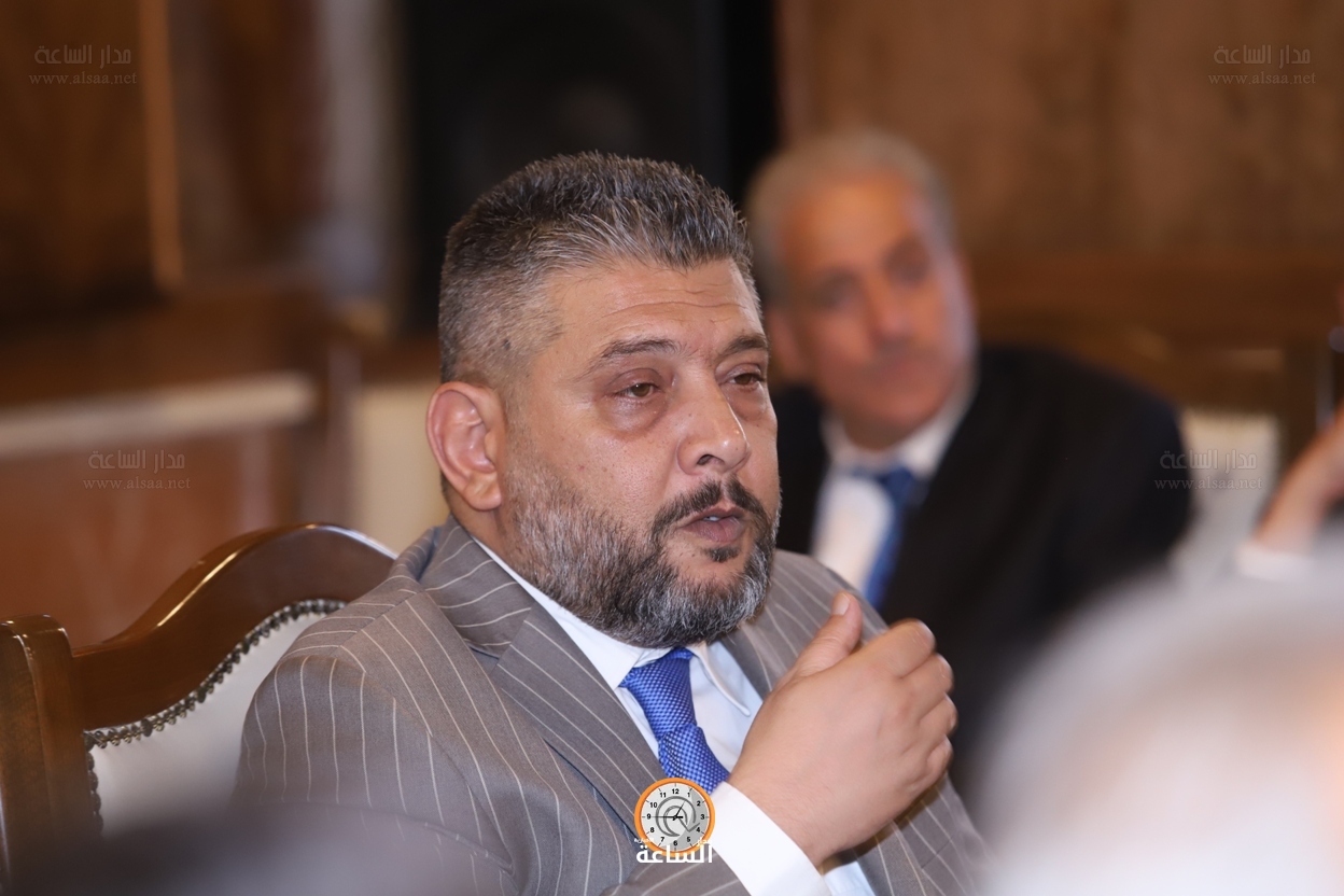 Madar Al-Saa Images 0.8123358168452168