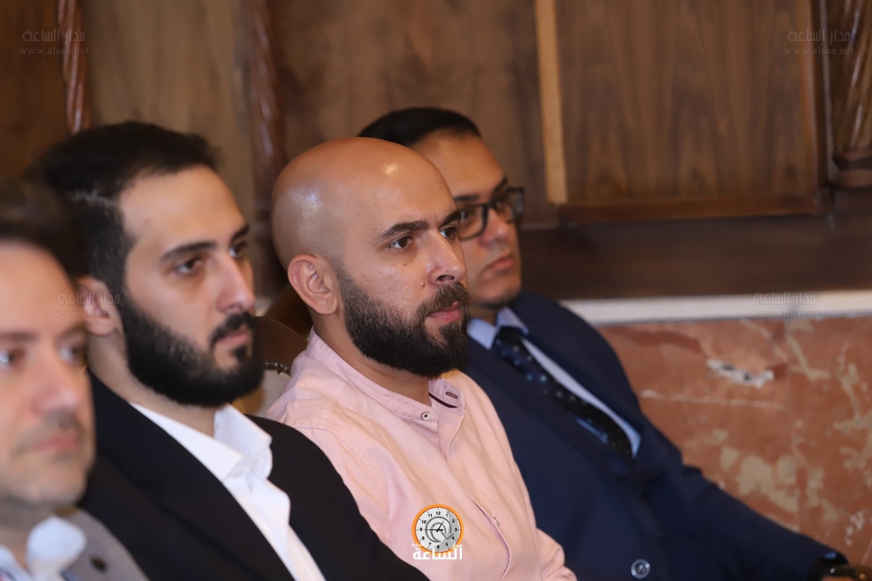 Madar Al-Saa Images 0.8537223407513606