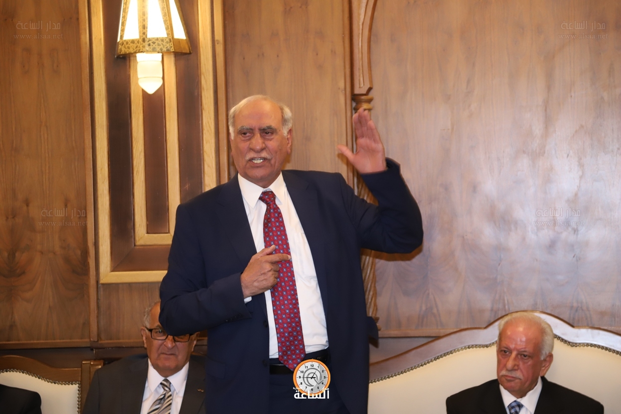 Madar Al-Saa Images 0.6821437750208119