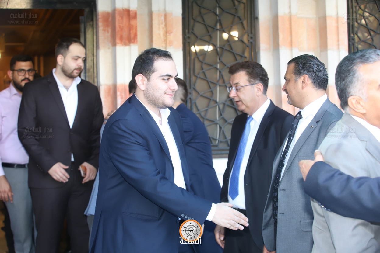 Madar Al-Saa Images 0.213824427593307