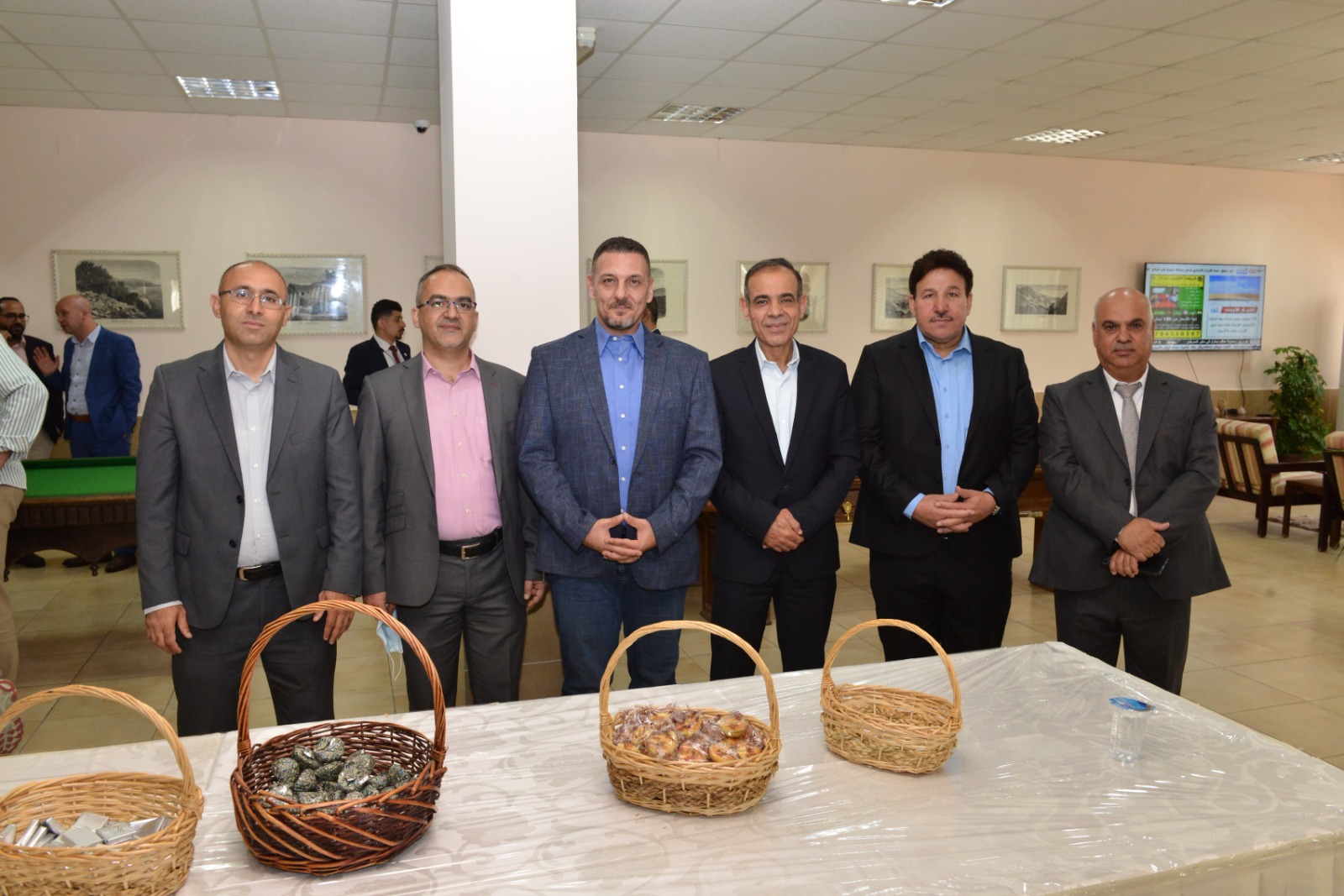 Madar Al-Saa Images 0.5246601090520615