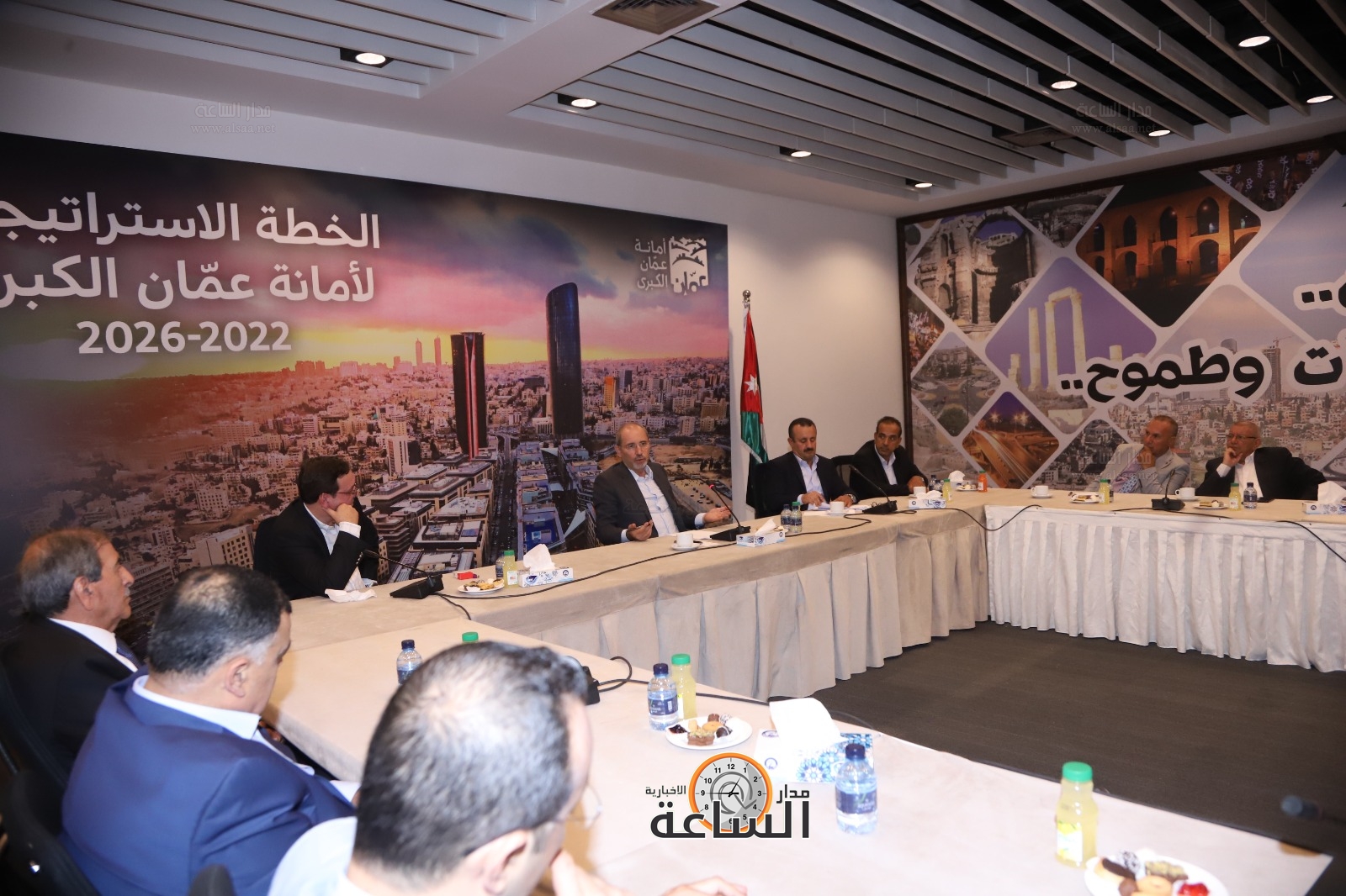 Madar Al-Saa Images 0.59596360690837