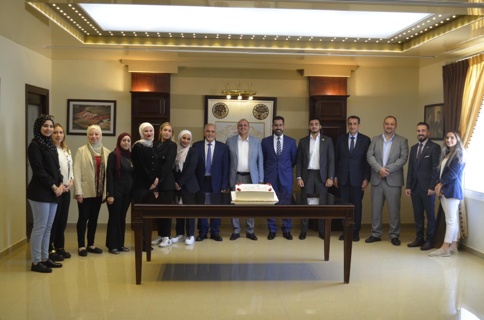 Madar Al-Saa Images 0.05720665841233963