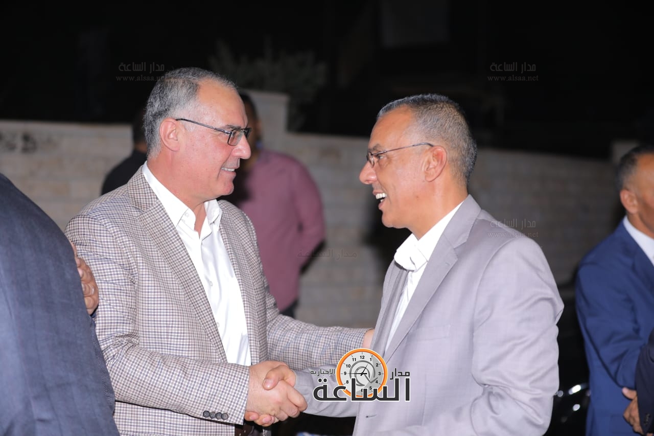 Madar Al-Saa Images 0.49144579789676057