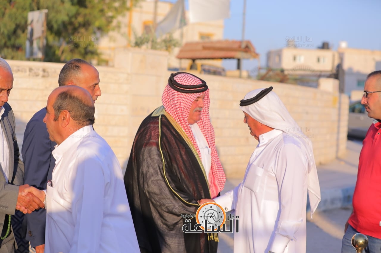 Madar Al-Saa Images 0.8706165715810448