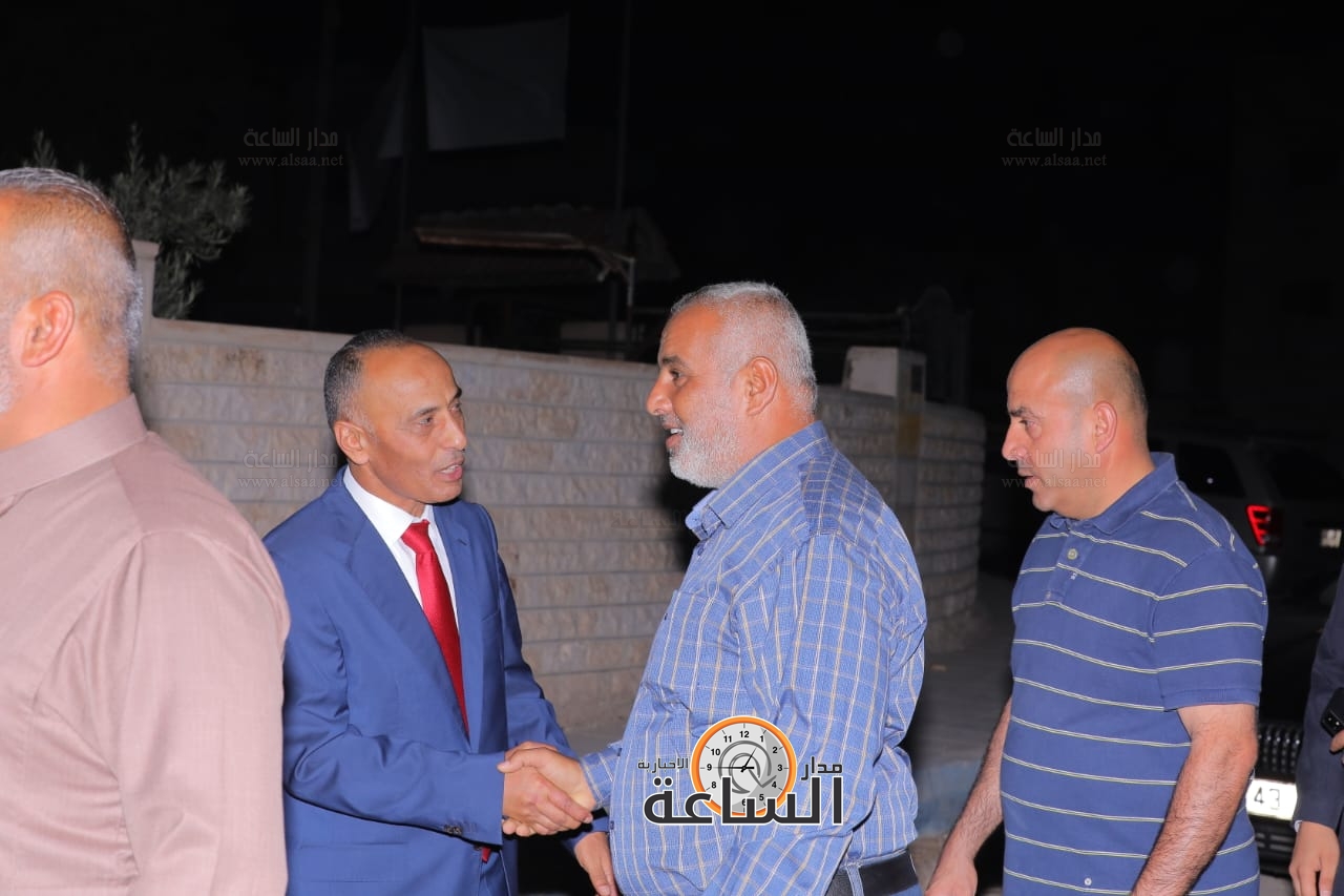 Madar Al-Saa Images 0.47108593111347075