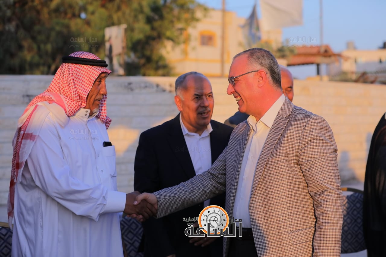 Madar Al-Saa Images 0.6137384351236703