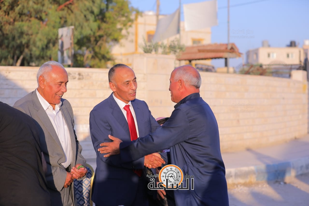 Madar Al-Saa Images 0.469636976266647