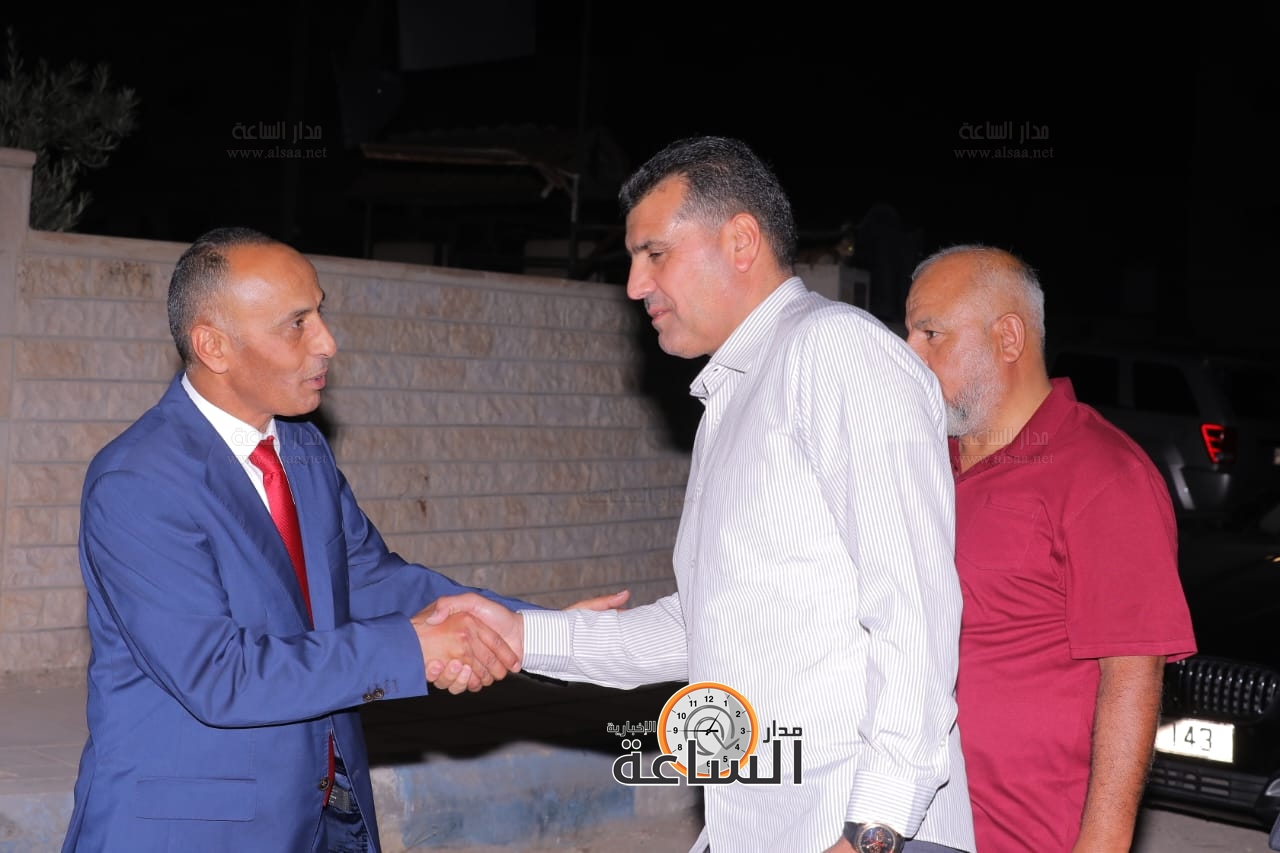 Madar Al-Saa Images 0.425874561138178