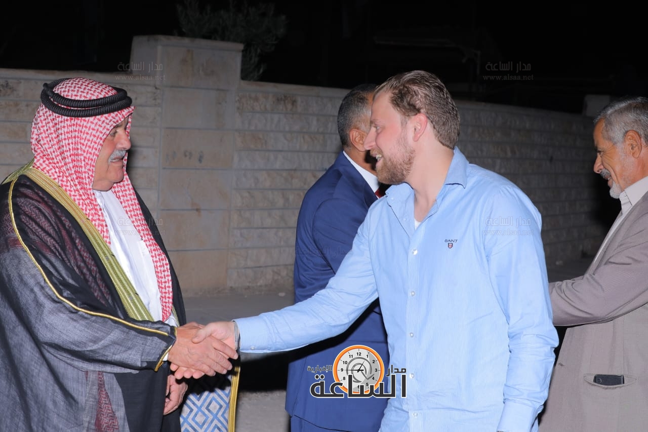 Madar Al-Saa Images 0.8751873712392166