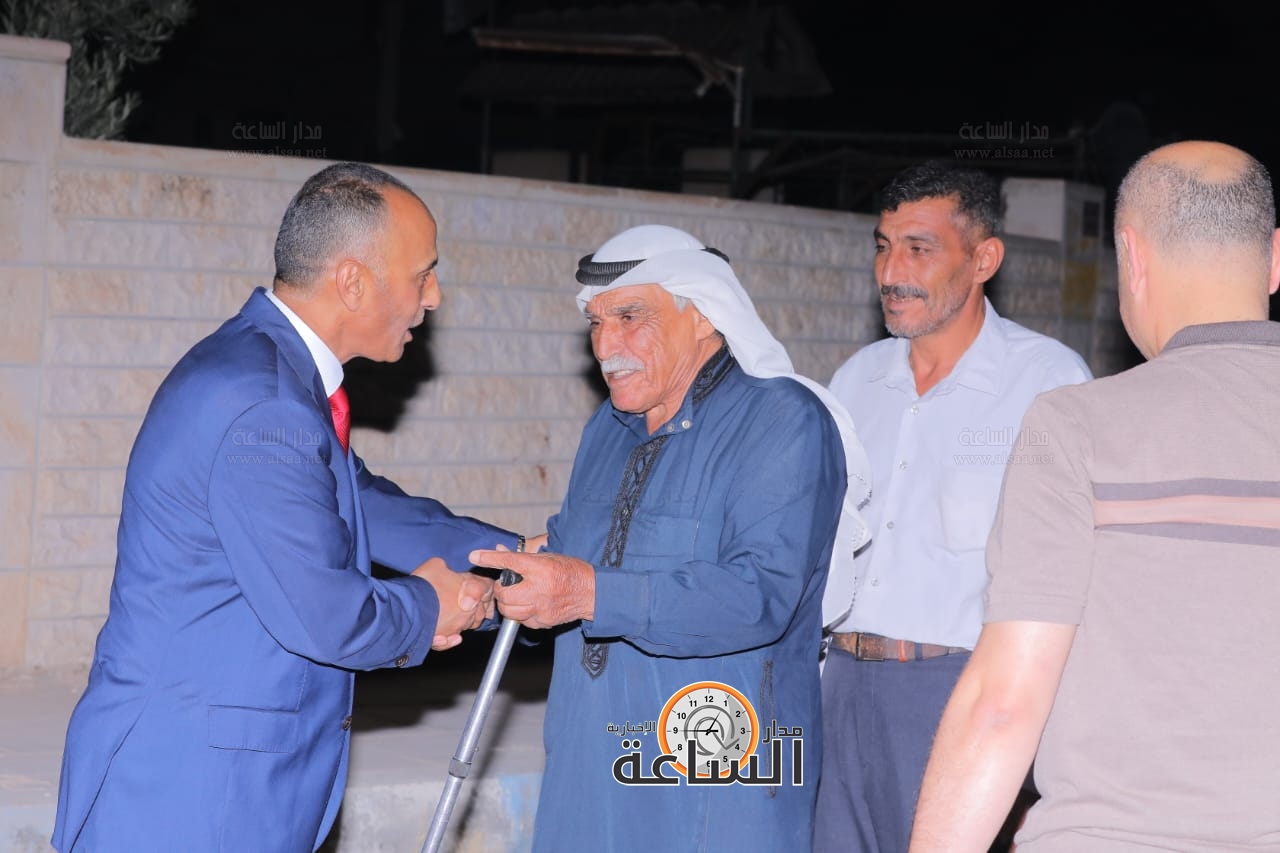 Madar Al-Saa Images 0.146945343705025