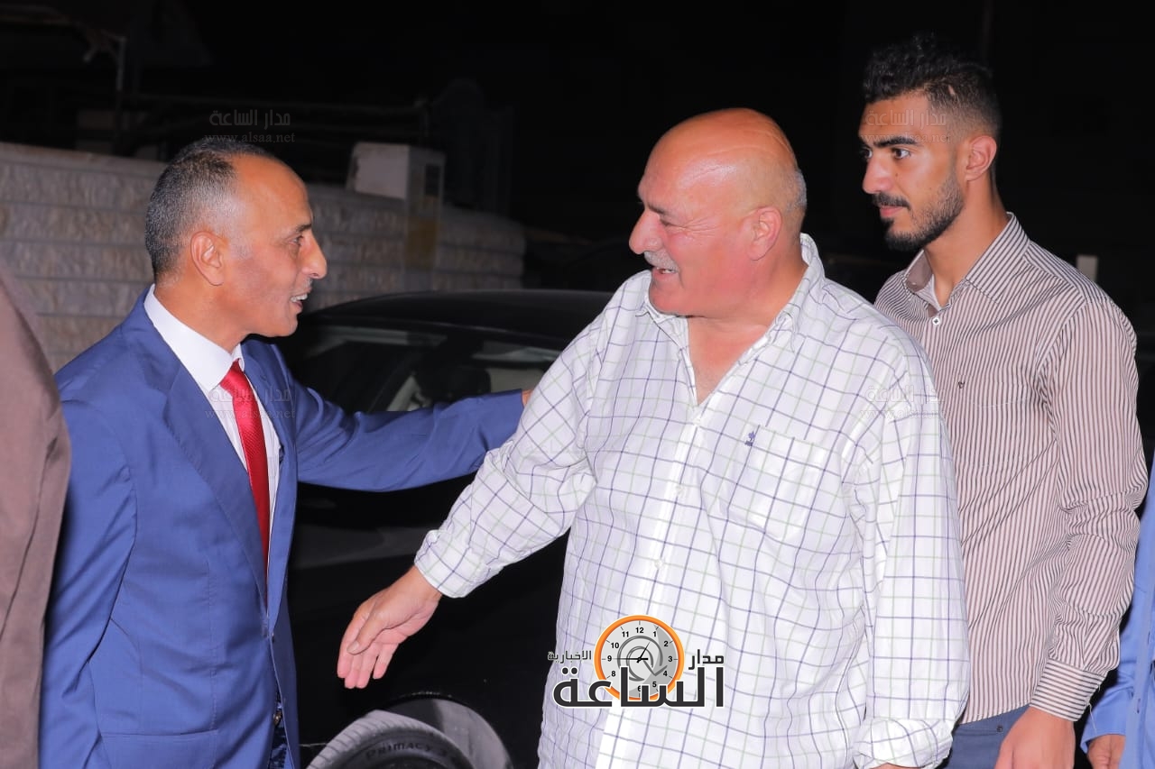 Madar Al-Saa Images 0.44811659247845936