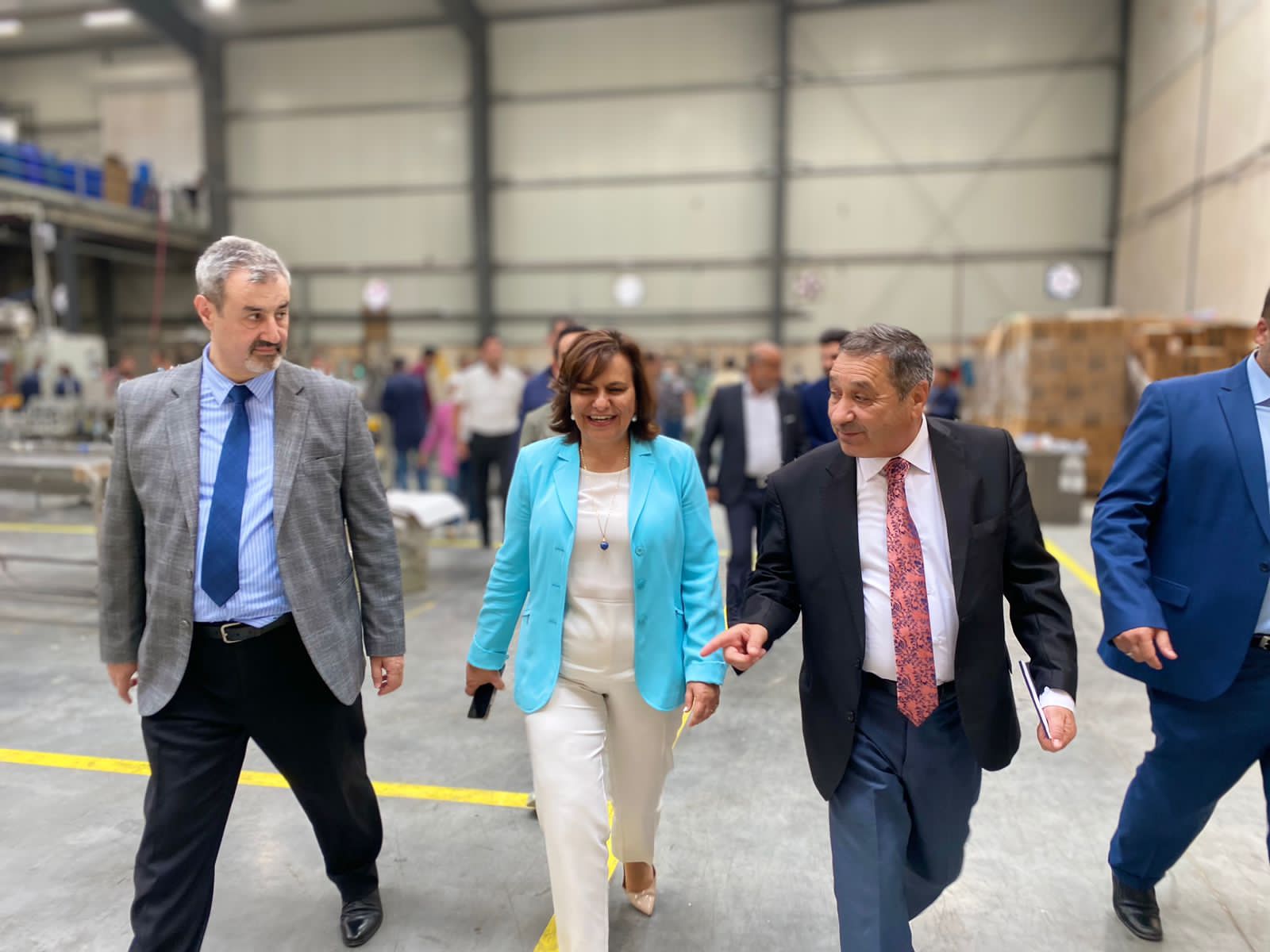 Madar Al-Saa Images 0.3482305056727173