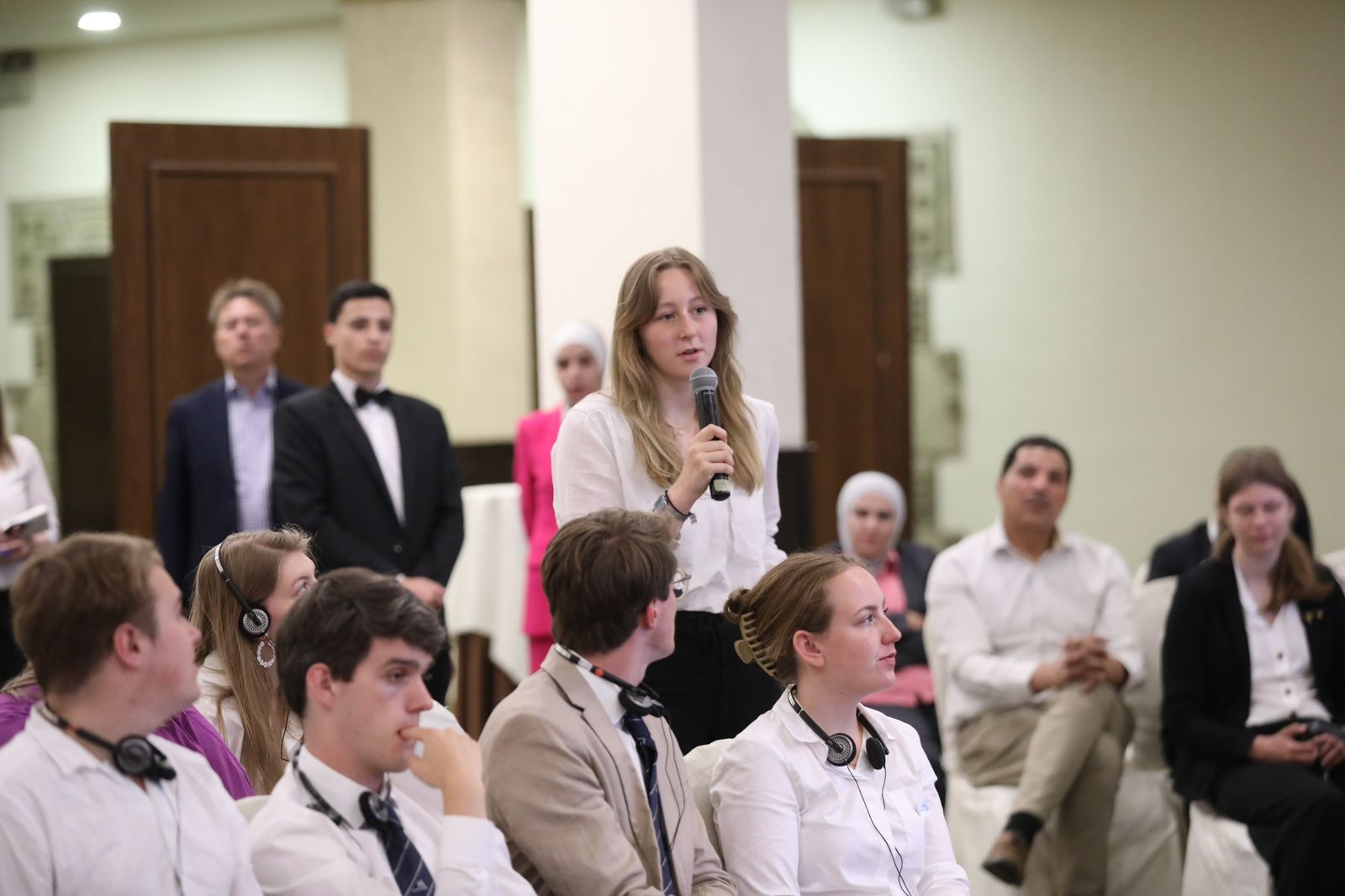 Madar Al-Saa Images 0.11991142695050772