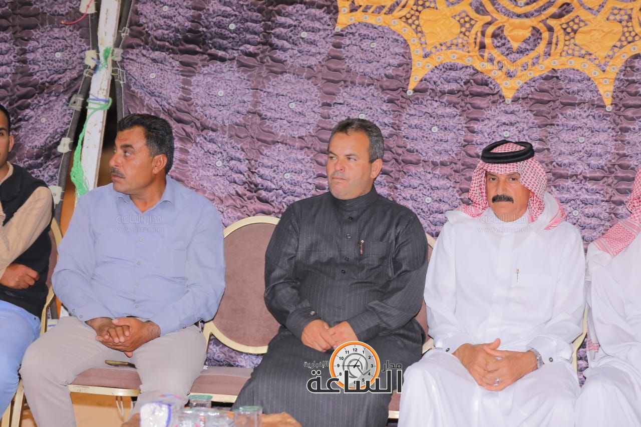 Madar Al-Saa Images 0.04265383483402063