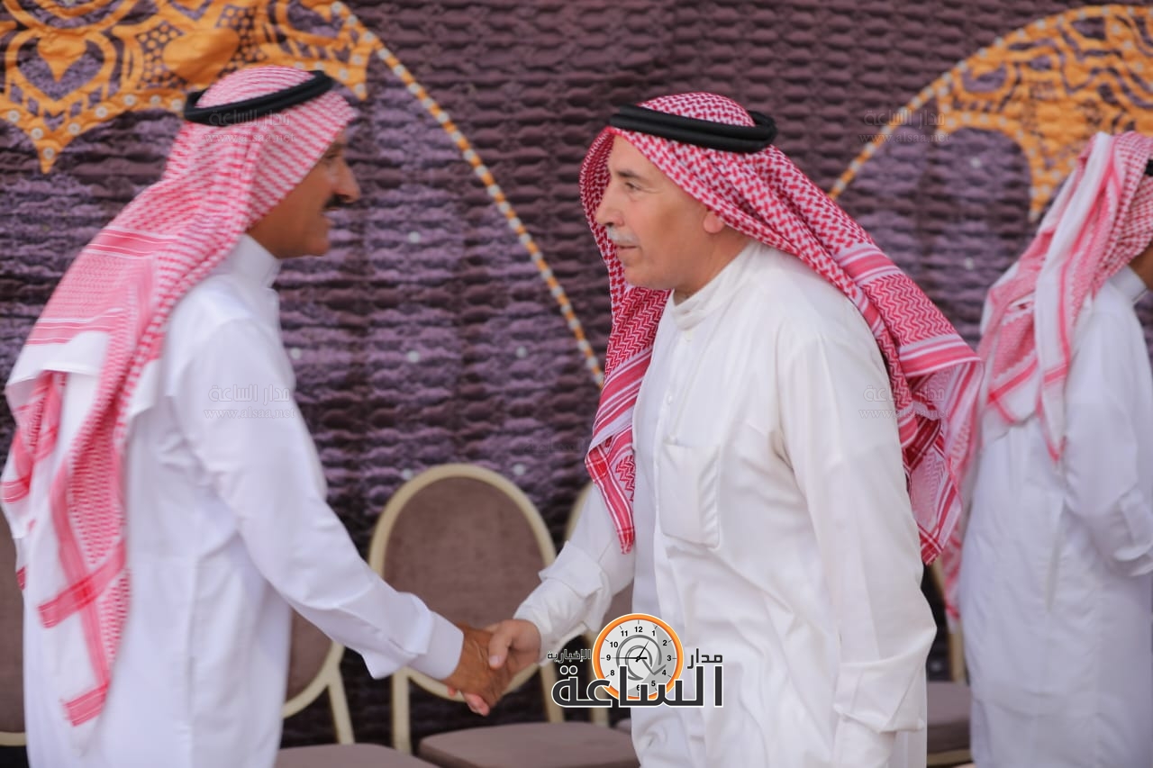 Madar Al-Saa Images 0.03263080837324228