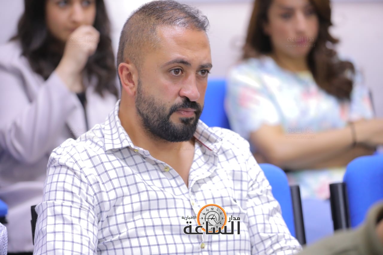 Madar Al-Saa Images 0.42787068876188195