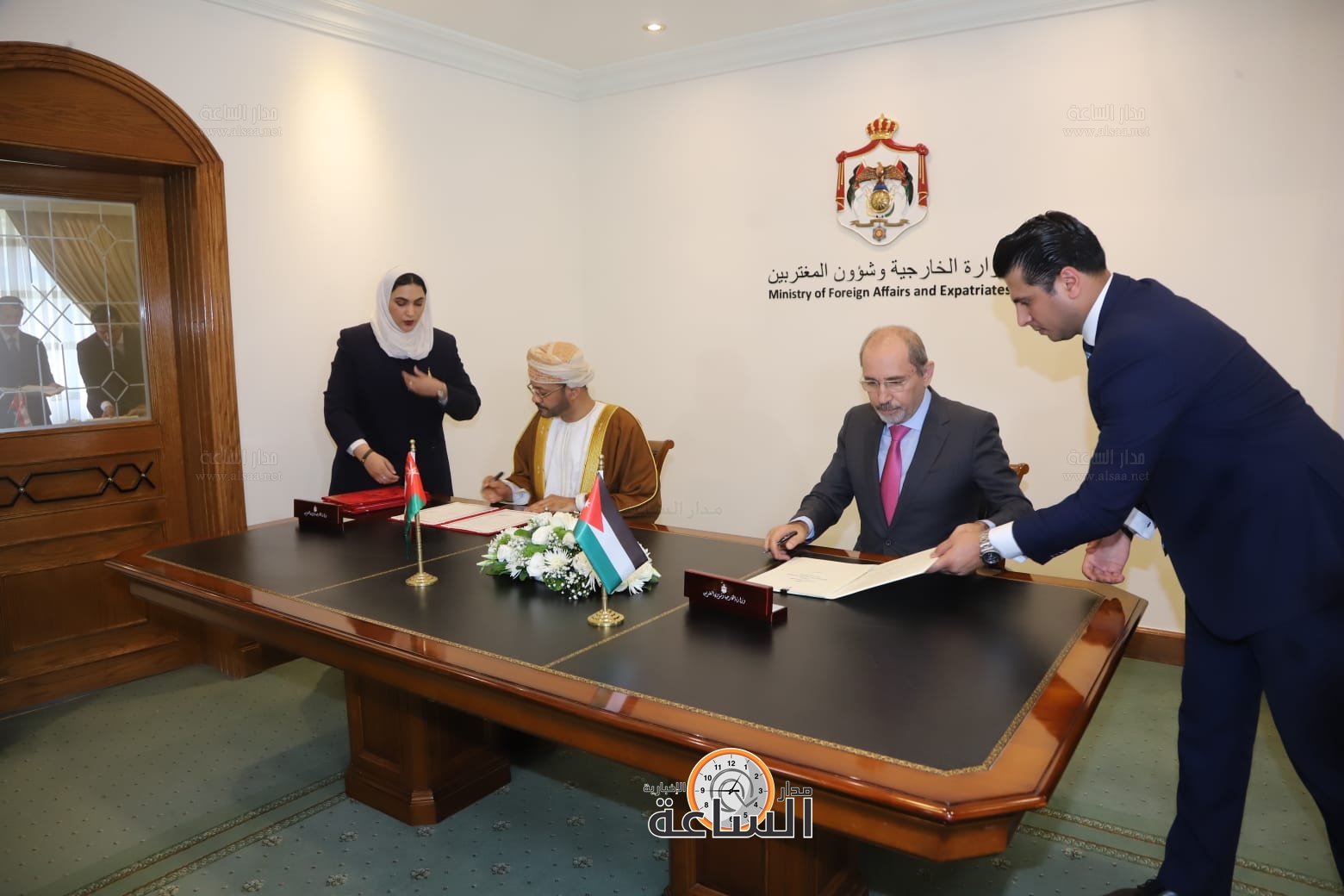 Madar Al-Saa Images 0.5382956804204089