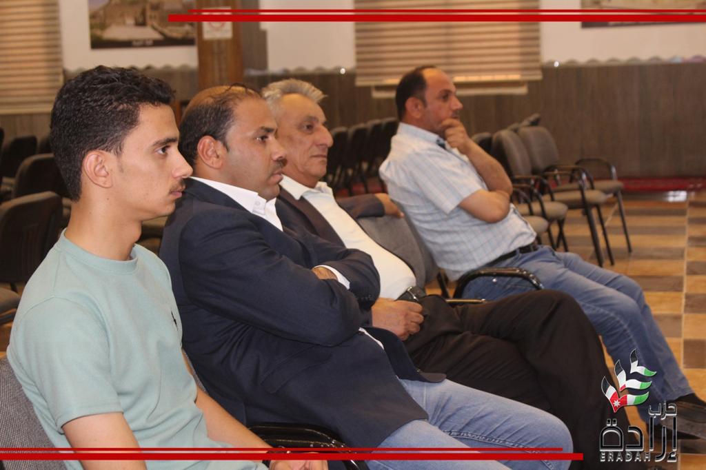 Madar Al-Saa Images 0.45267715896385785