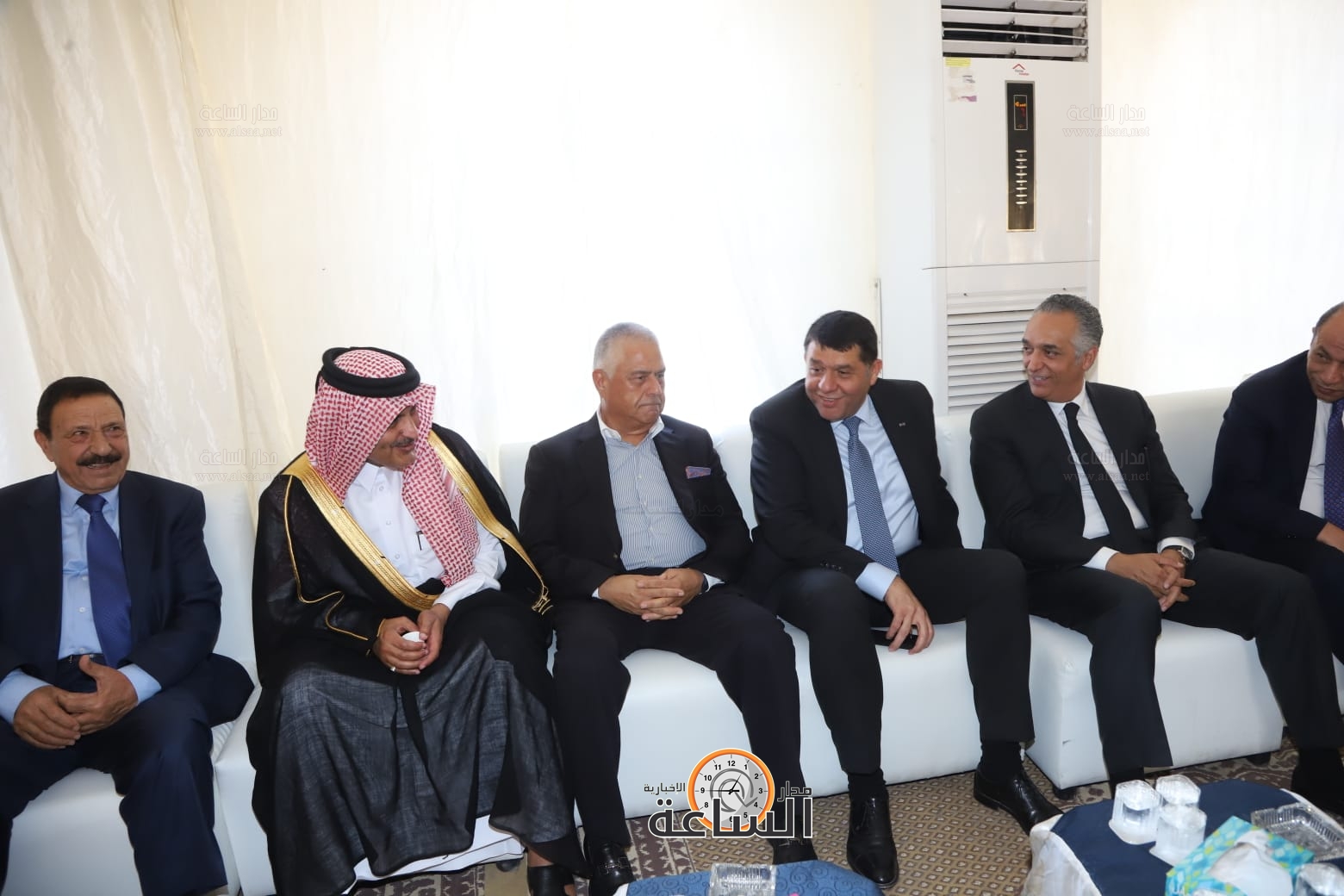 Madar Al-Saa Images 0.8381292153099382