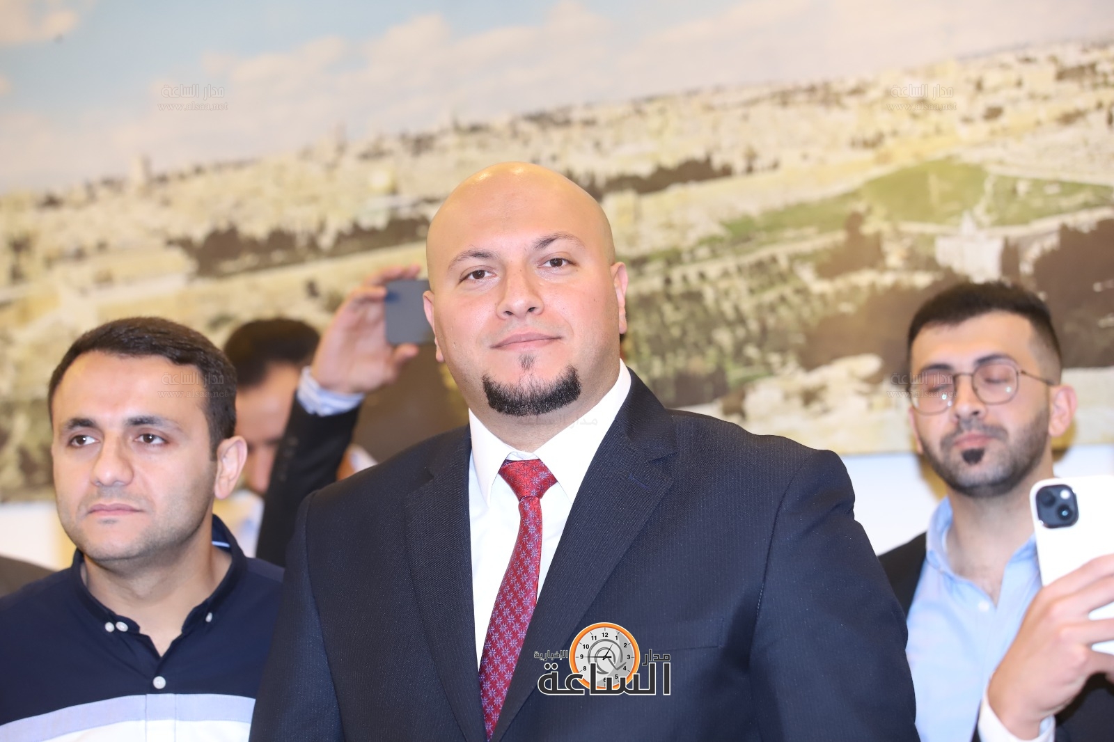 Madar Al-Saa Images 0.054541480822870136