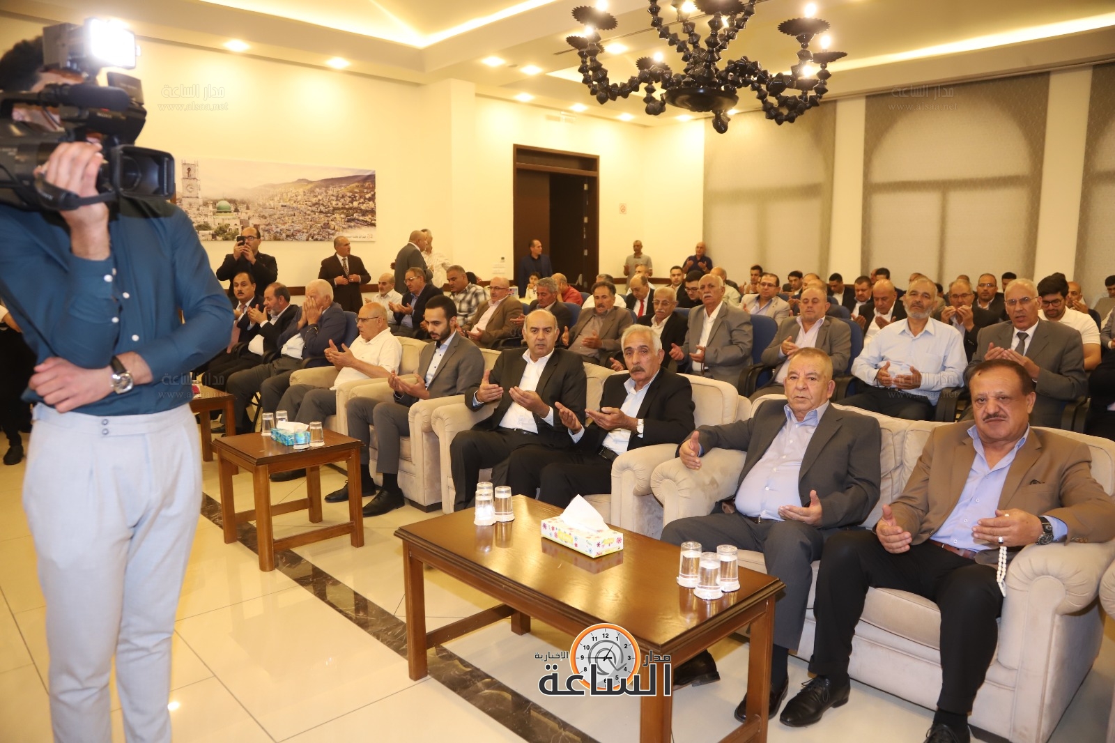 Madar Al-Saa Images 0.45834481822375794