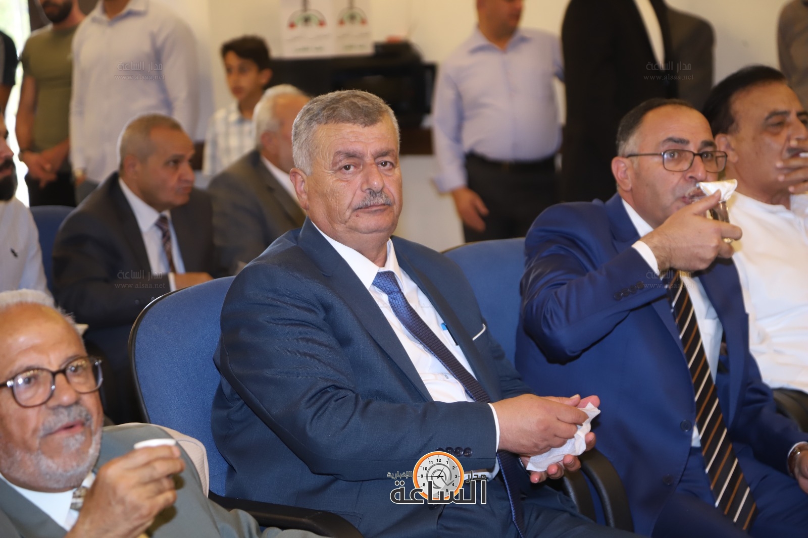 Madar Al-Saa Images 0.5251075213131429