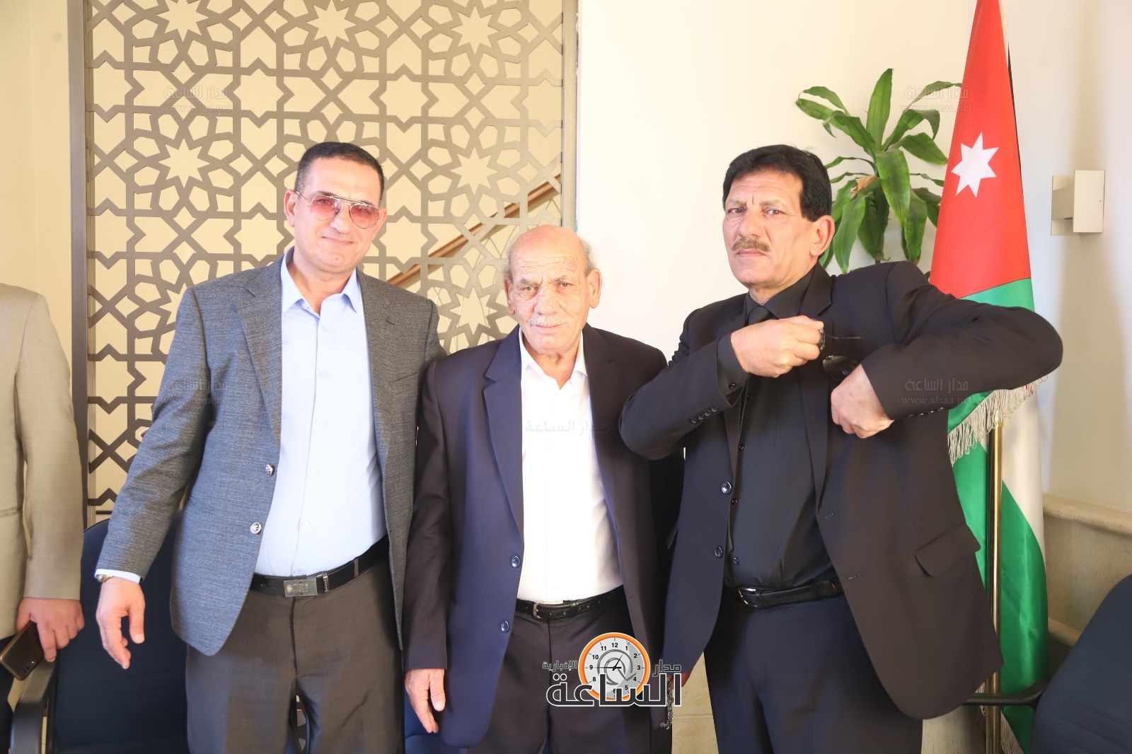 Madar Al-Saa Images 0.5191160021591046