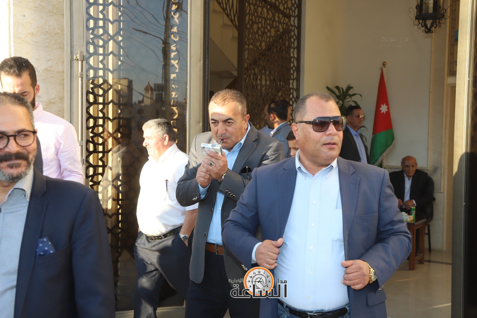 Madar Al-Saa Images 0.04200748297561796