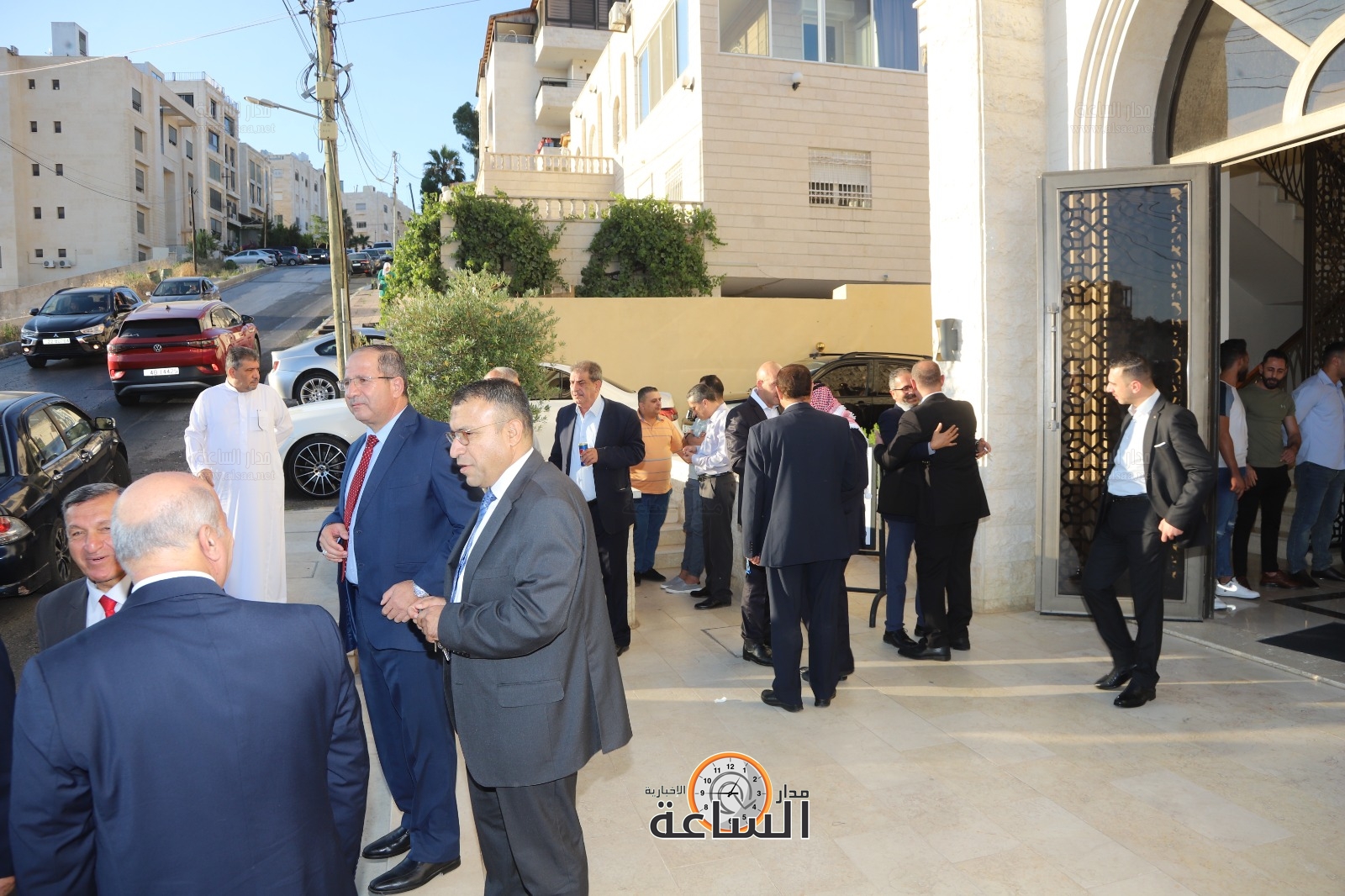 Madar Al-Saa Images 0.5608389371314461