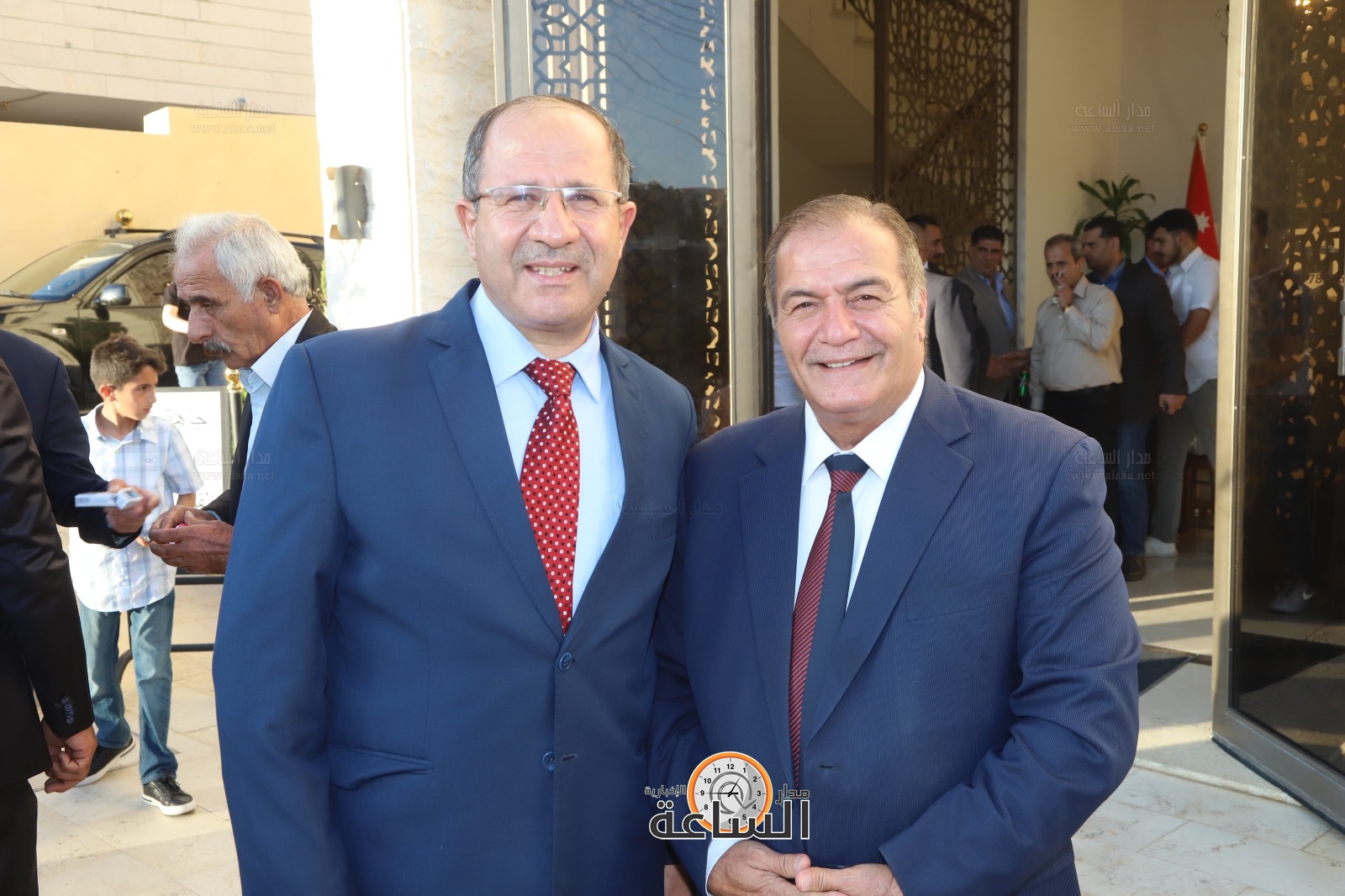 Madar Al-Saa Images 0.06226229493358015