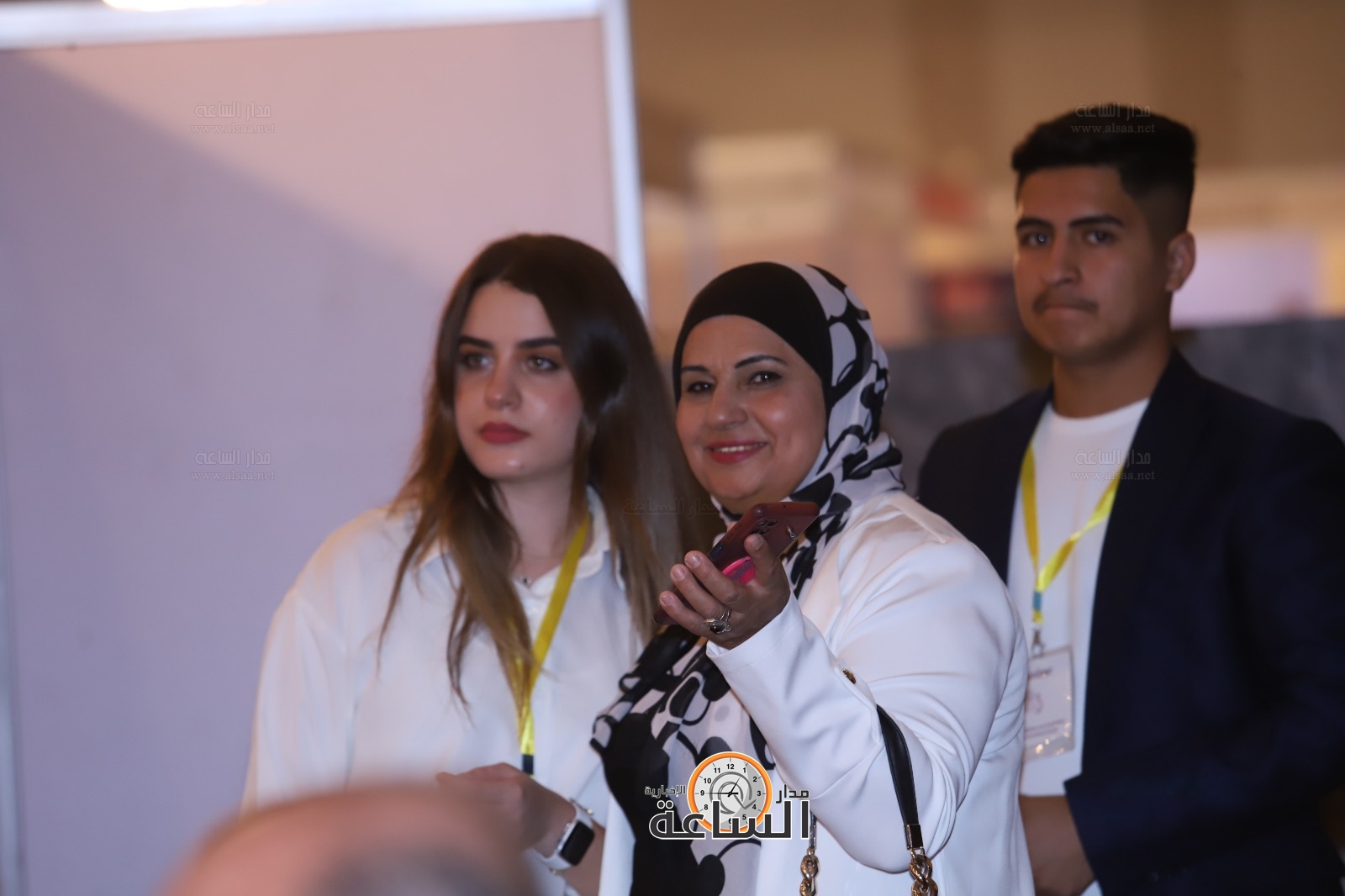 Madar Al-Saa Images 0.40507896421137035