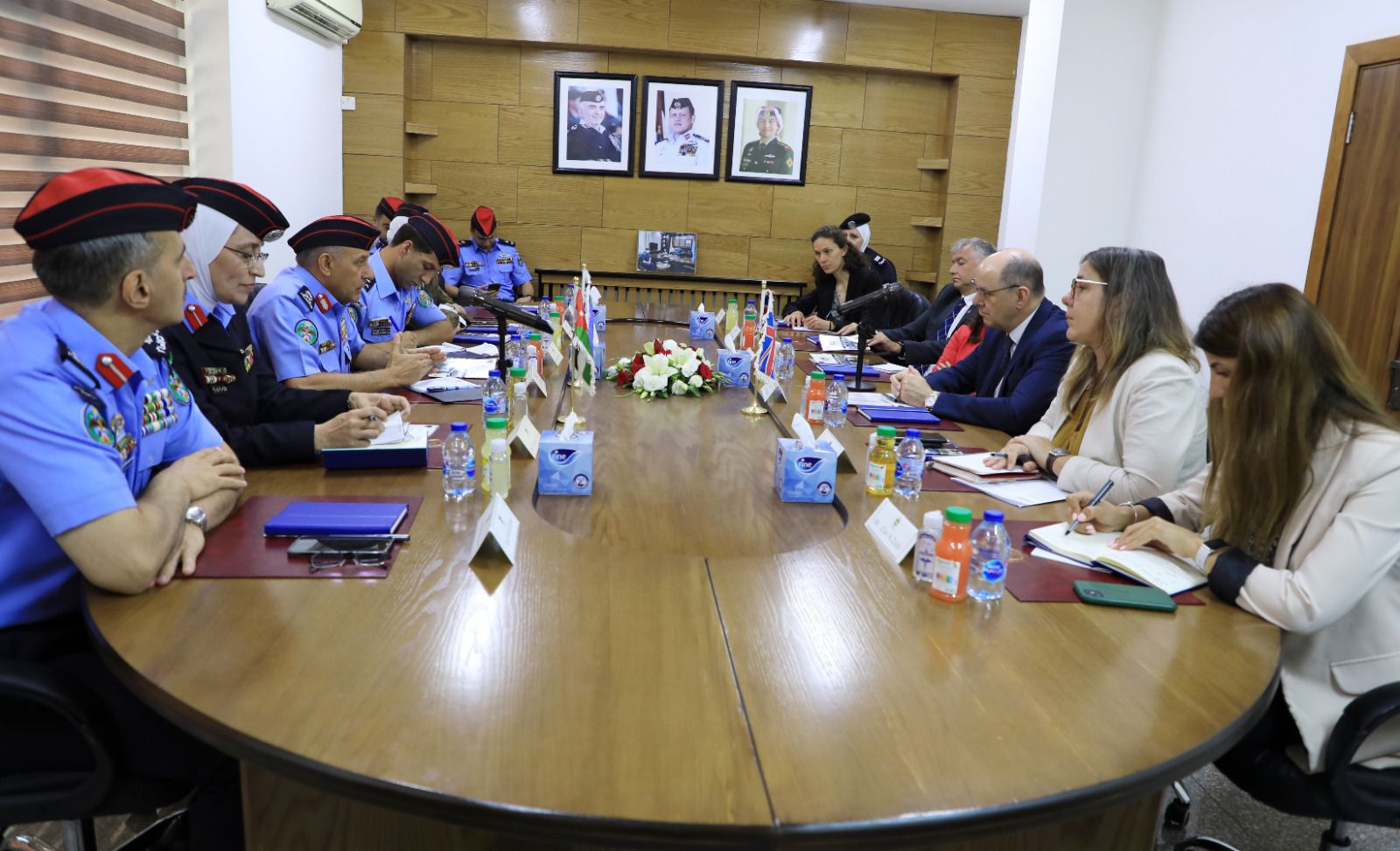 Madar Al-Saa Images 0.7975413794654571