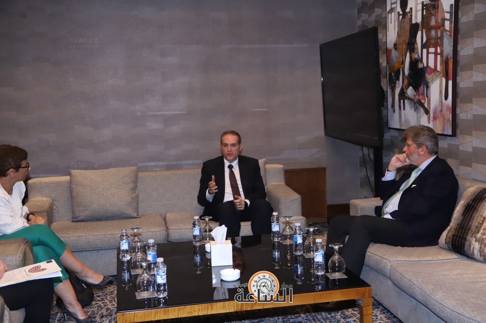 Madar Al-Saa Images 0.8845418435368004