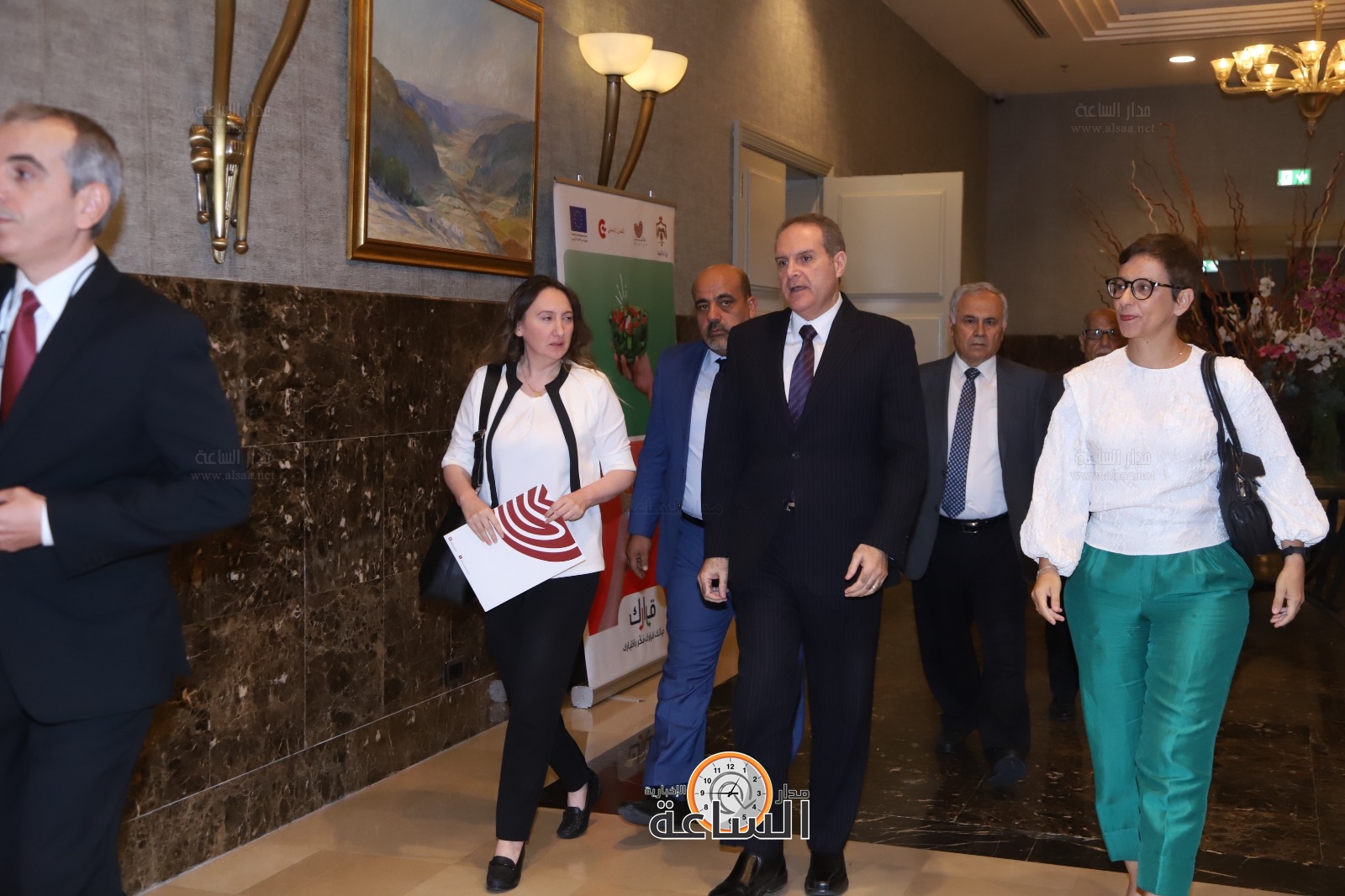 Madar Al-Saa Images 0.8515248185593378