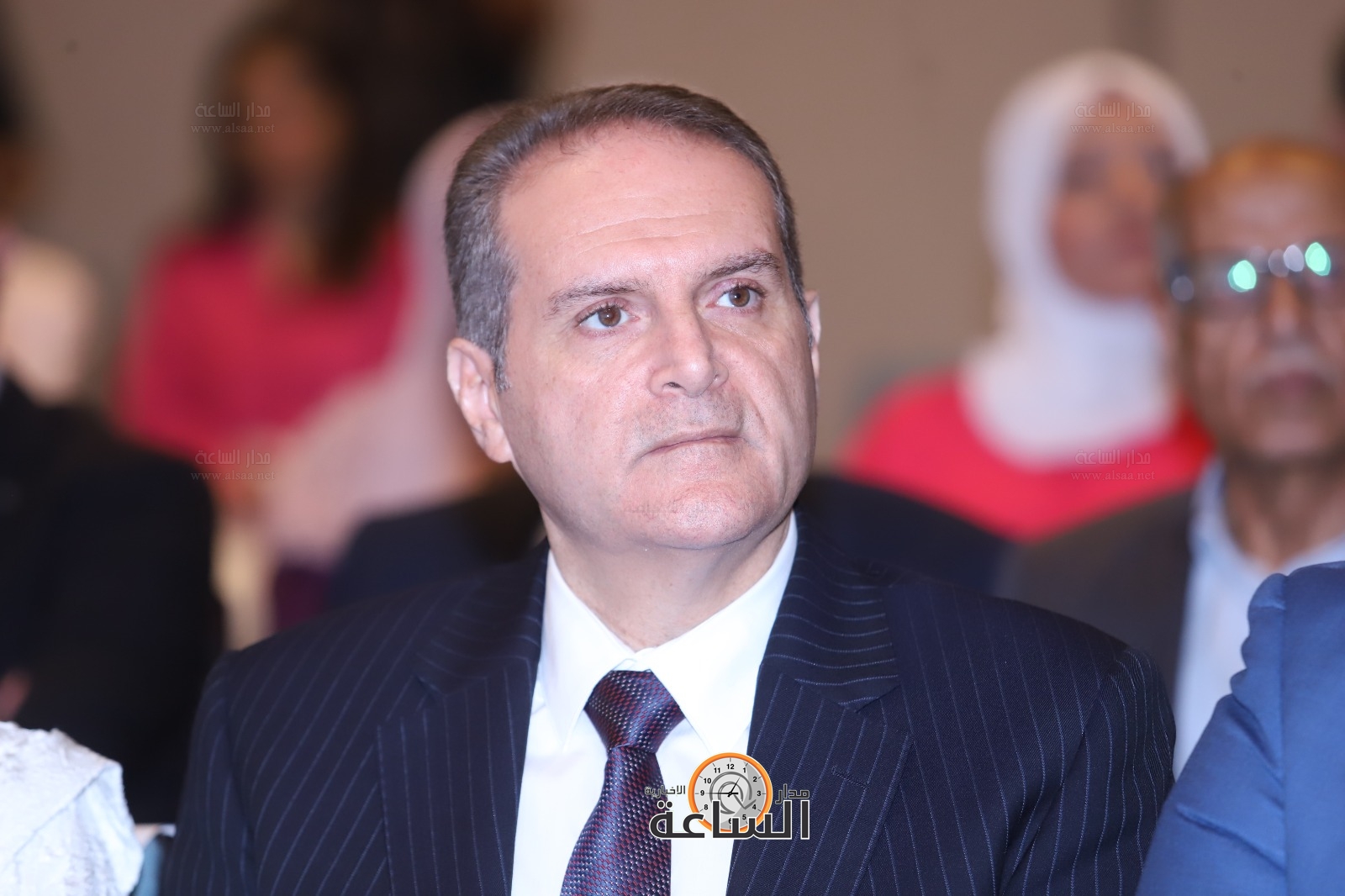 Madar Al-Saa Images 0.8749955556513802