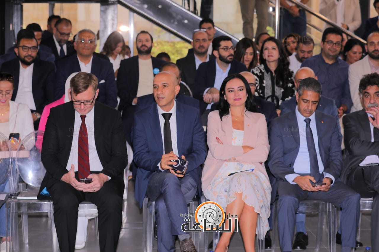 Madar Al-Saa Images 0.4807895029407119