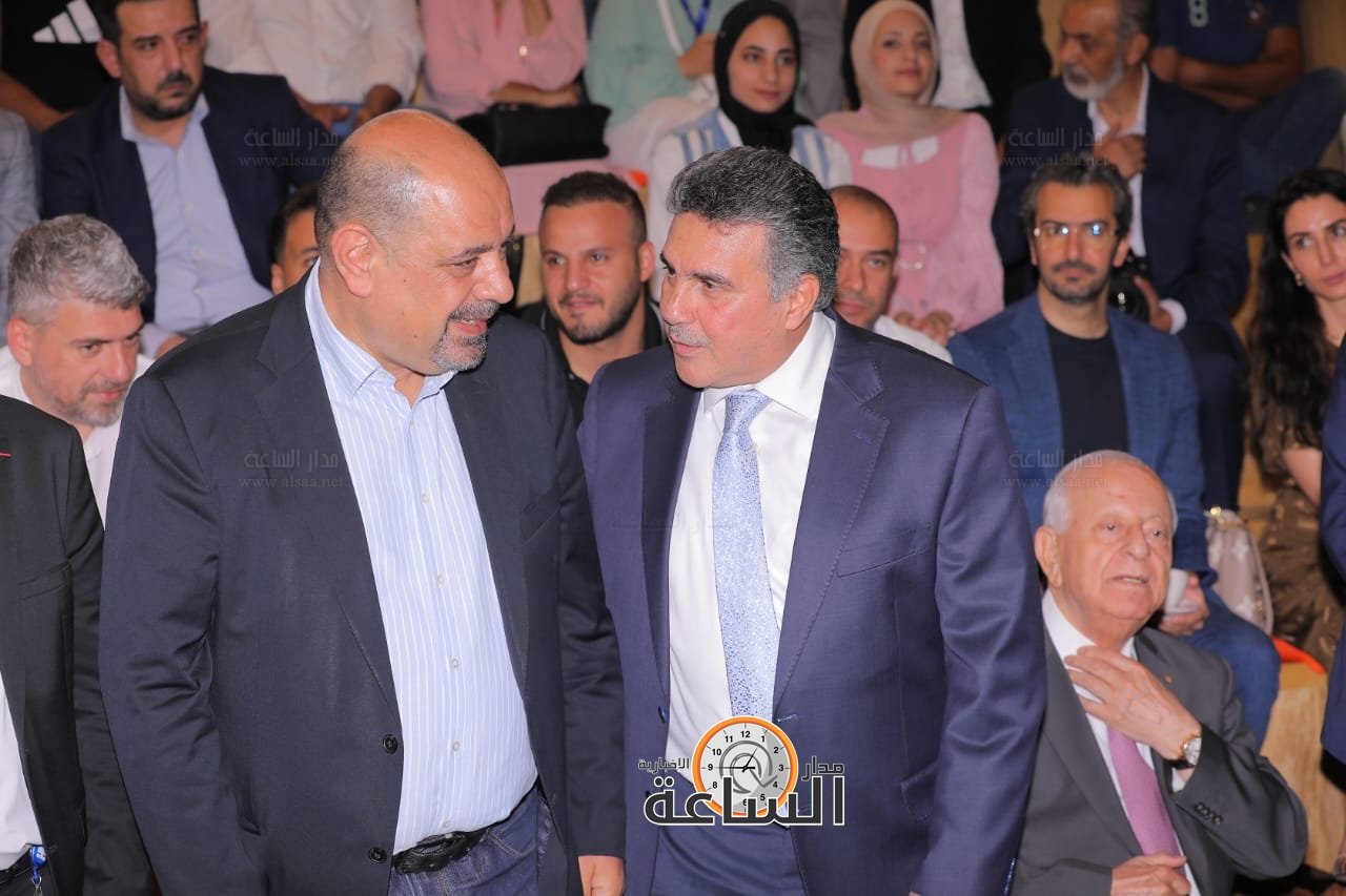 Madar Al-Saa Images 0.4182883936968069