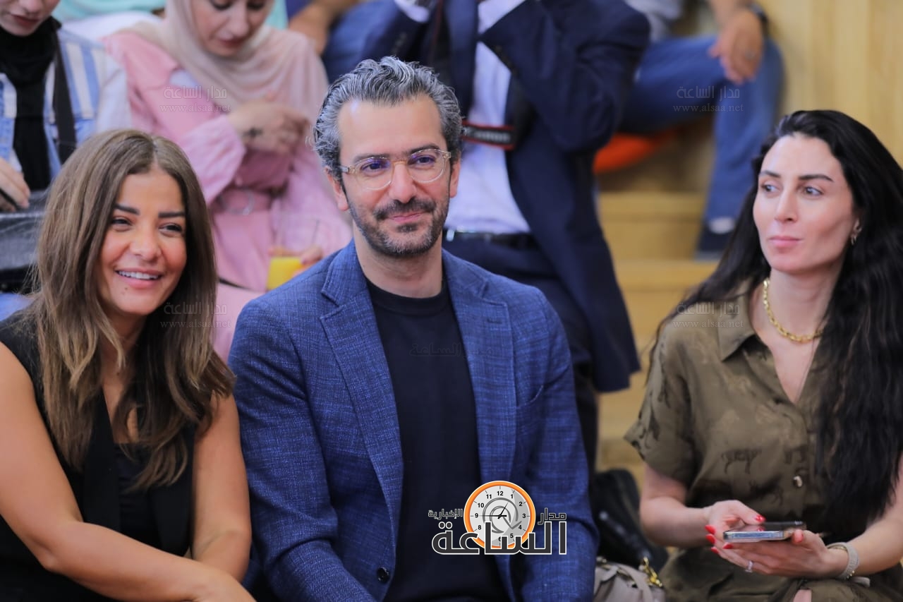 Madar Al-Saa Images 0.48992726837398837