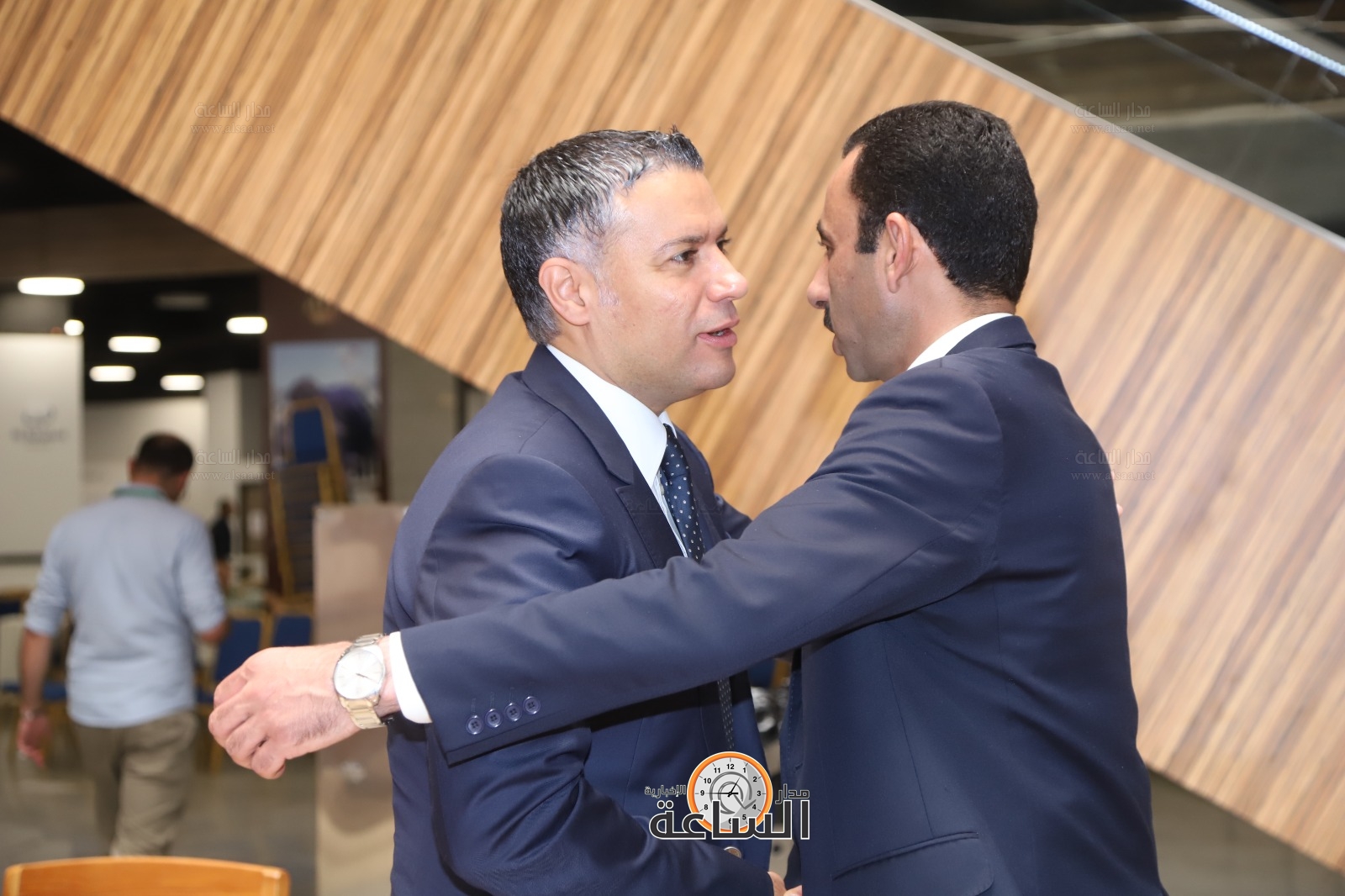 Madar Al-Saa Images 0.13959953350330156